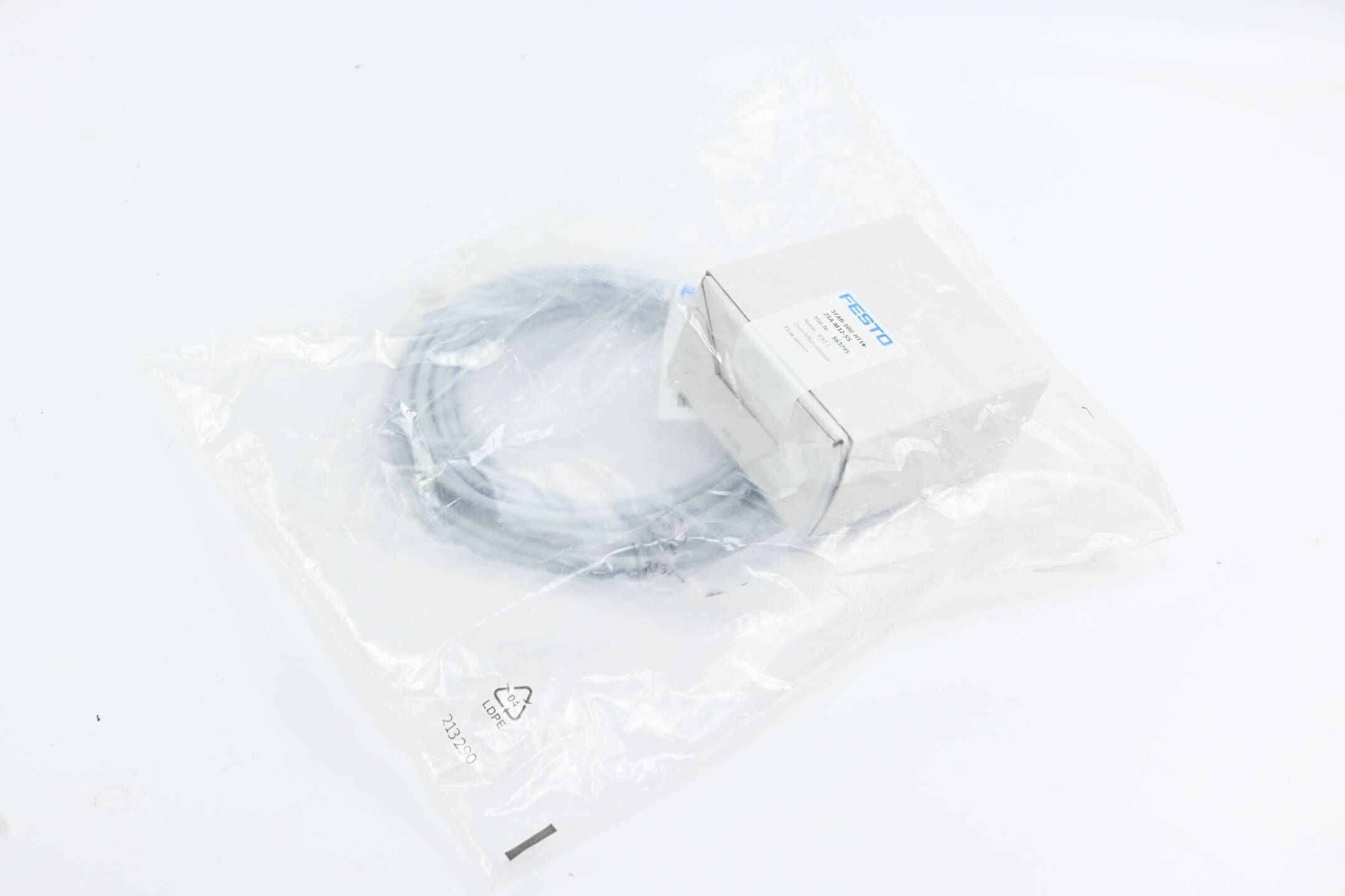 Festo Durchflusssensor SFAB-10U-HT14-2SA-M12-5S inkl. NEBU-M12G5-K-5-LE5
