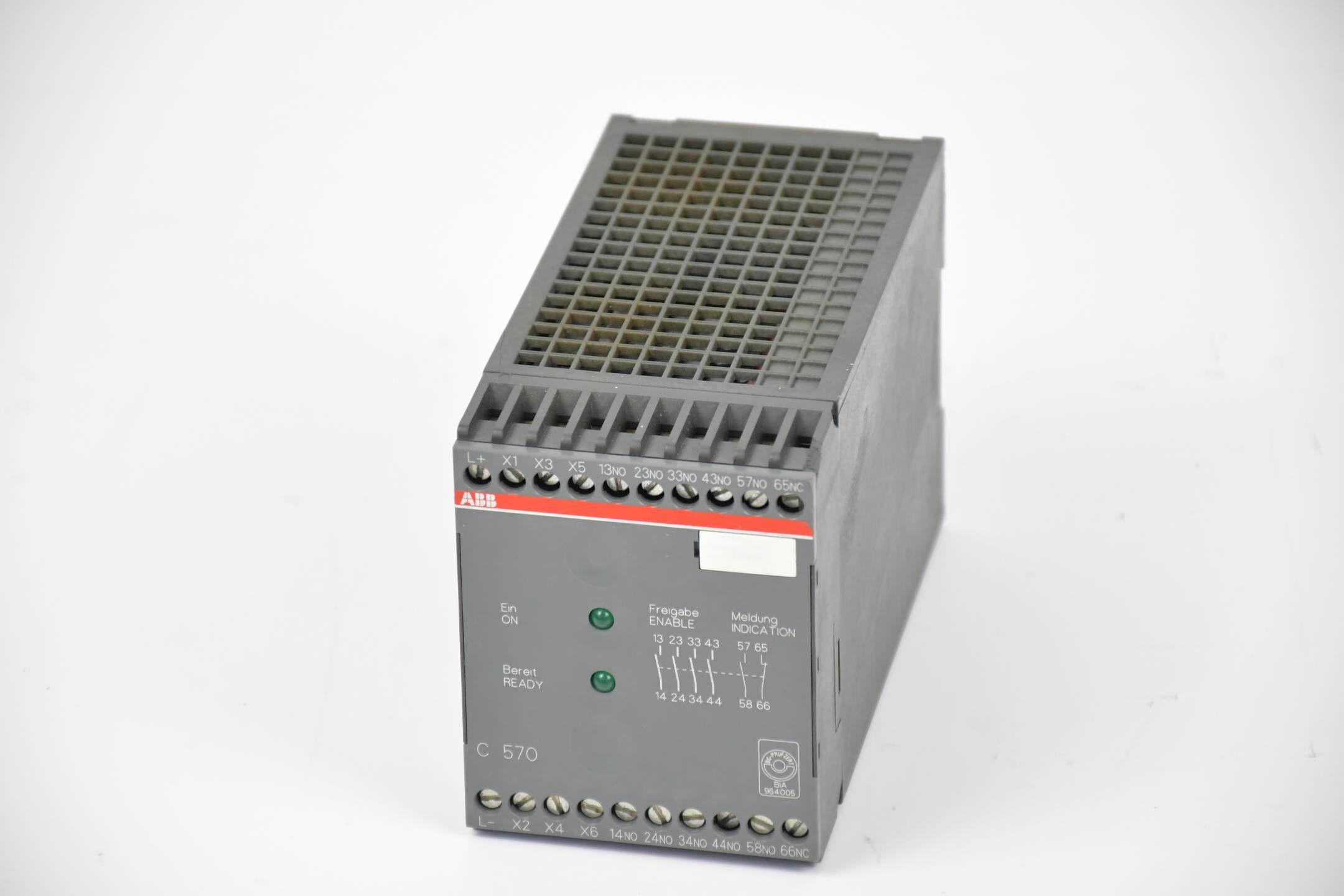 ABB Sicherheitsschaltgerät C 570 1SAR501042R0003