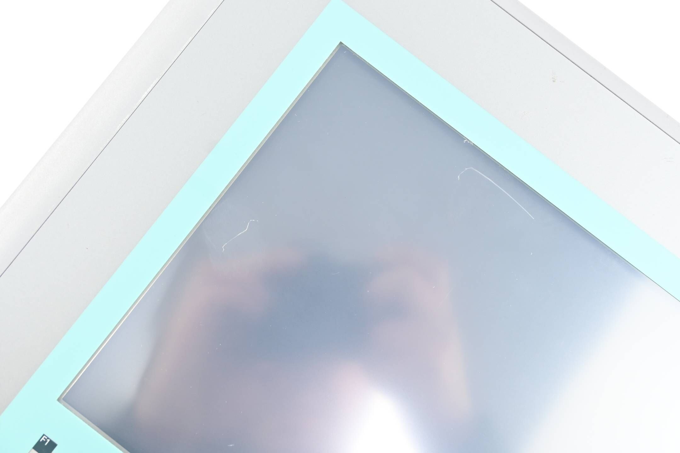 Siemens Simatic HMI KTP1000 Panel 6AV6647-0AF11-3AX0 ( 6AV6 647-0AF11-3AX0 ) E6