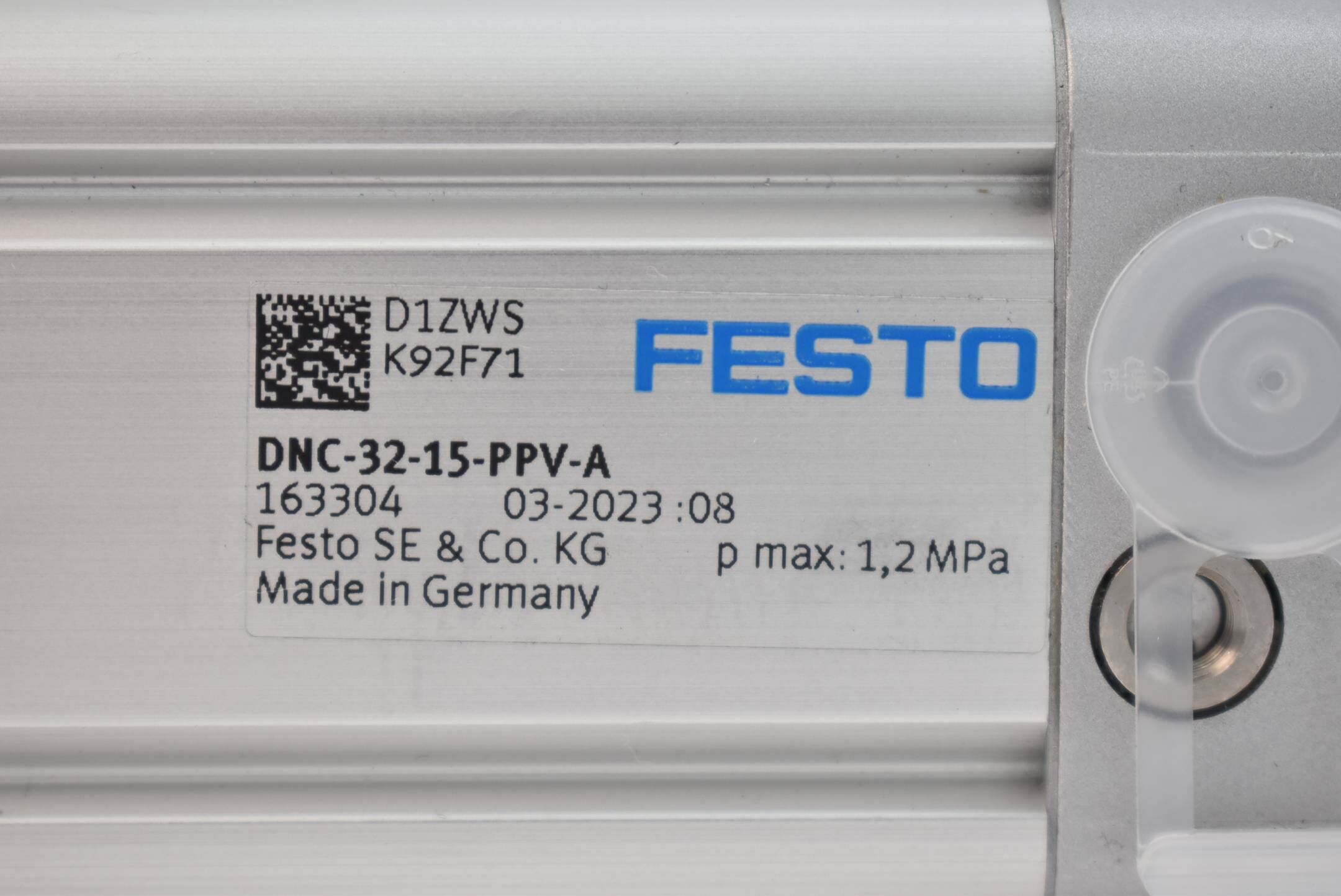Festo Normzylinder DNC-32-15-PPV-A ( 163304 )
