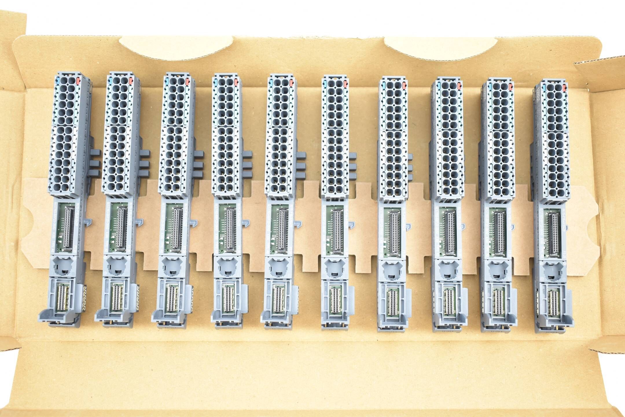 Siemens Simatic ET 200SP 6ES7193-6BP20-0BA0 ( 6ES7 193-6BP20-0BA0 ) 10er Pack