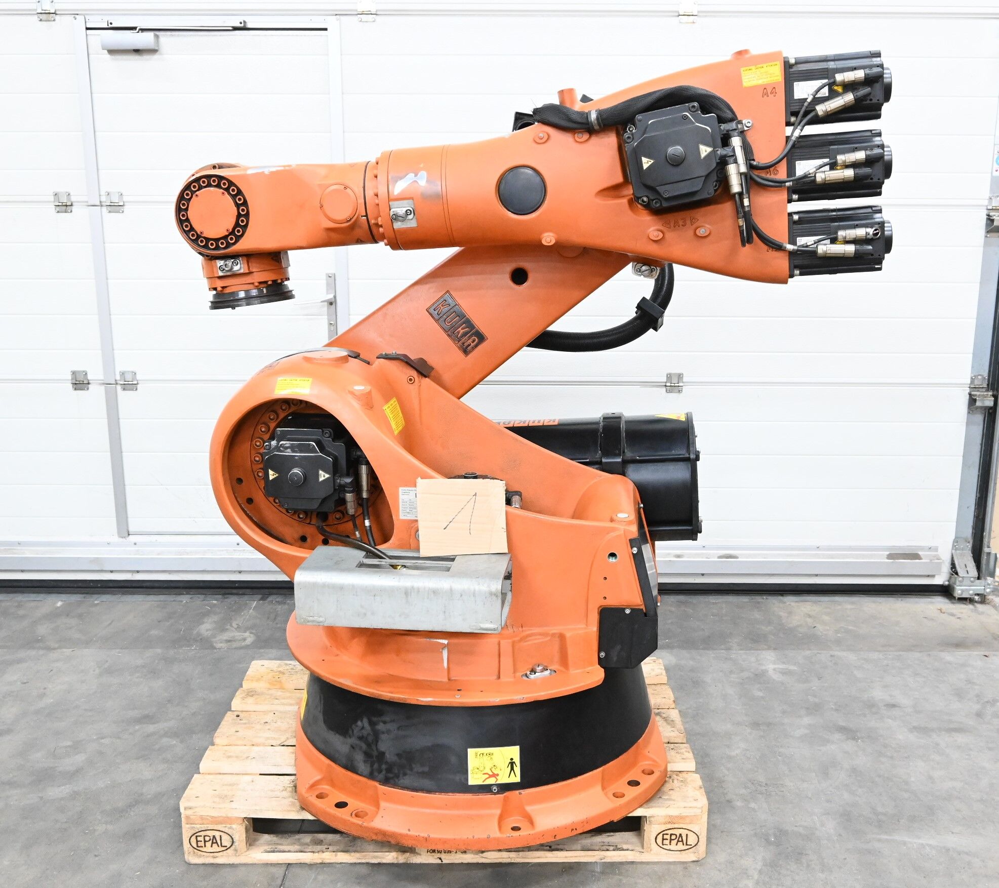 Kuka Industrieroboter KR 140 comp ( 0000124243 ) (1) KR140