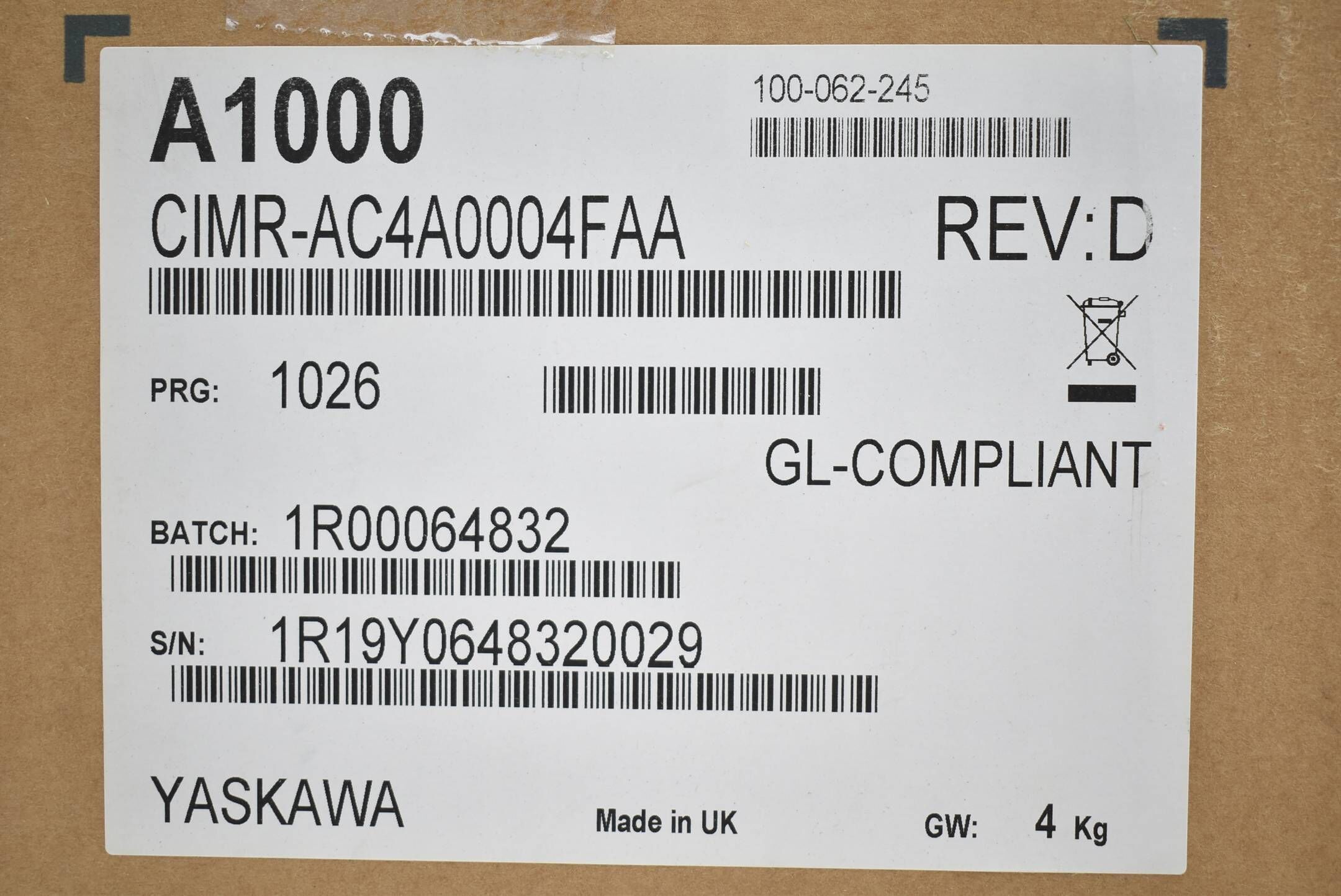 Yaskawa A1000 Frequenzumrichter CIMR-AC4A0004FAA ( 1,5kW/1,1kW ) Rev. D