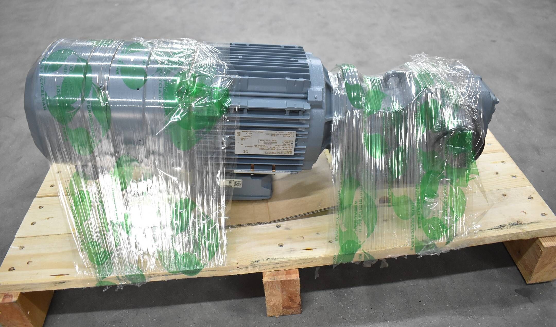 SEW Eurodrive Getriebemotor KH47 DRN100LS4/BE2HR/TF/EK8S