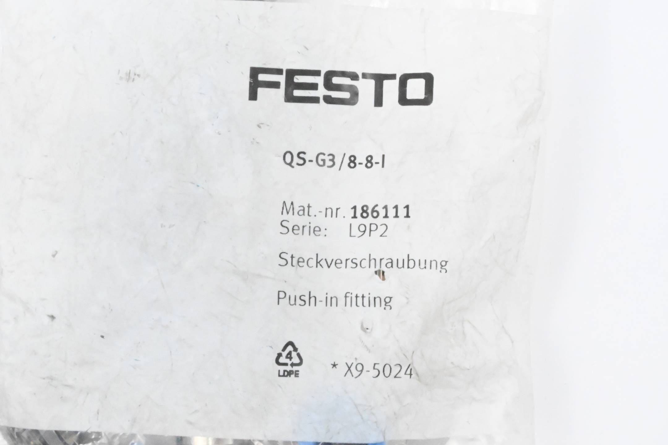 Festo 10 Stück Steckverschraubung QS-G3/8-8-I ( 186111 )