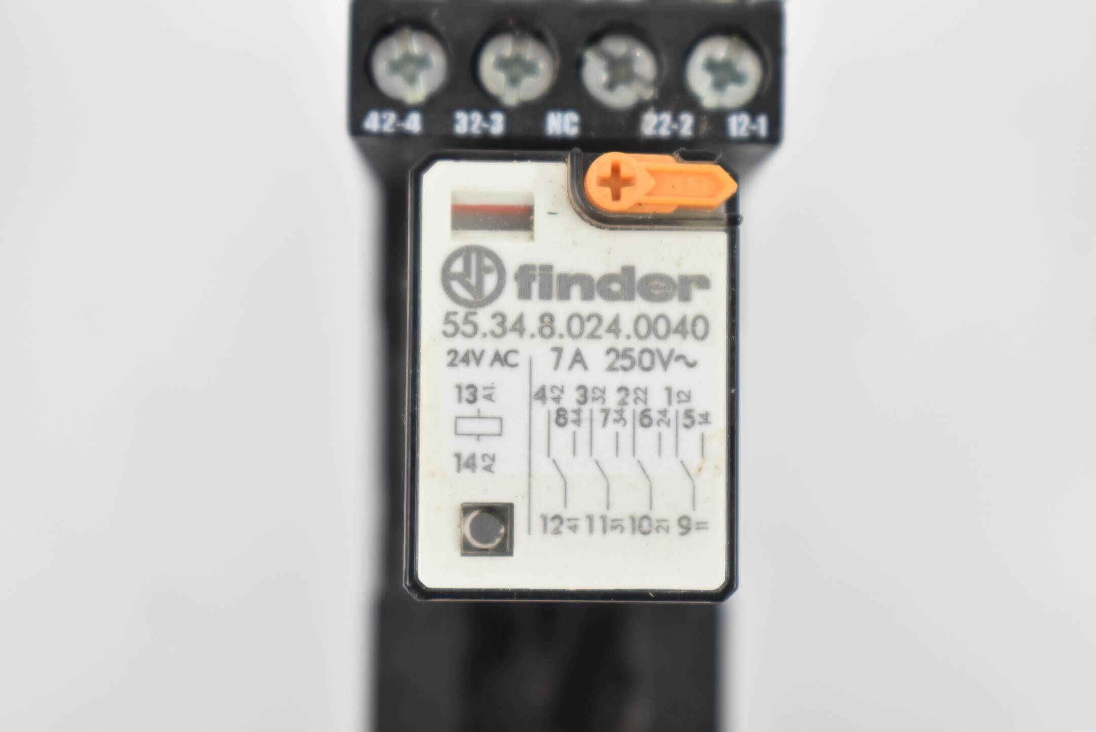 Finder Relaissockel 94.84.30 + Relais 55.34.8.024.0040 ( 24VAC 7A 250V )