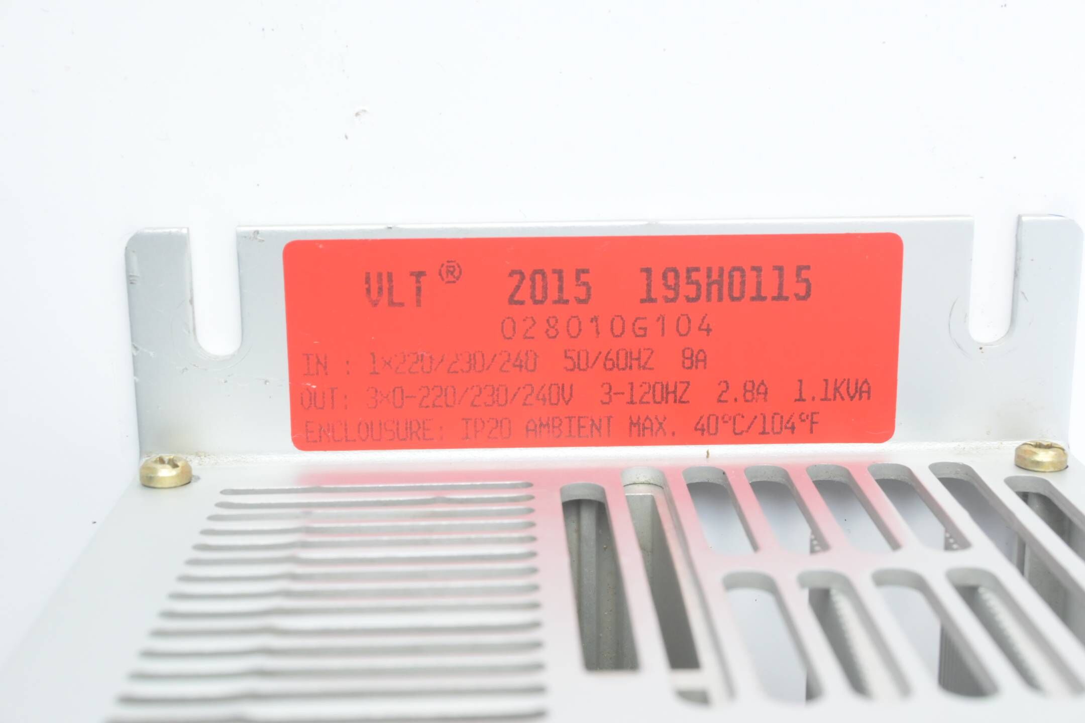 Danfoss Frequenzumrichter VLT 2015 ( 195H0115 ) inkl. Netzfilter 195H6508