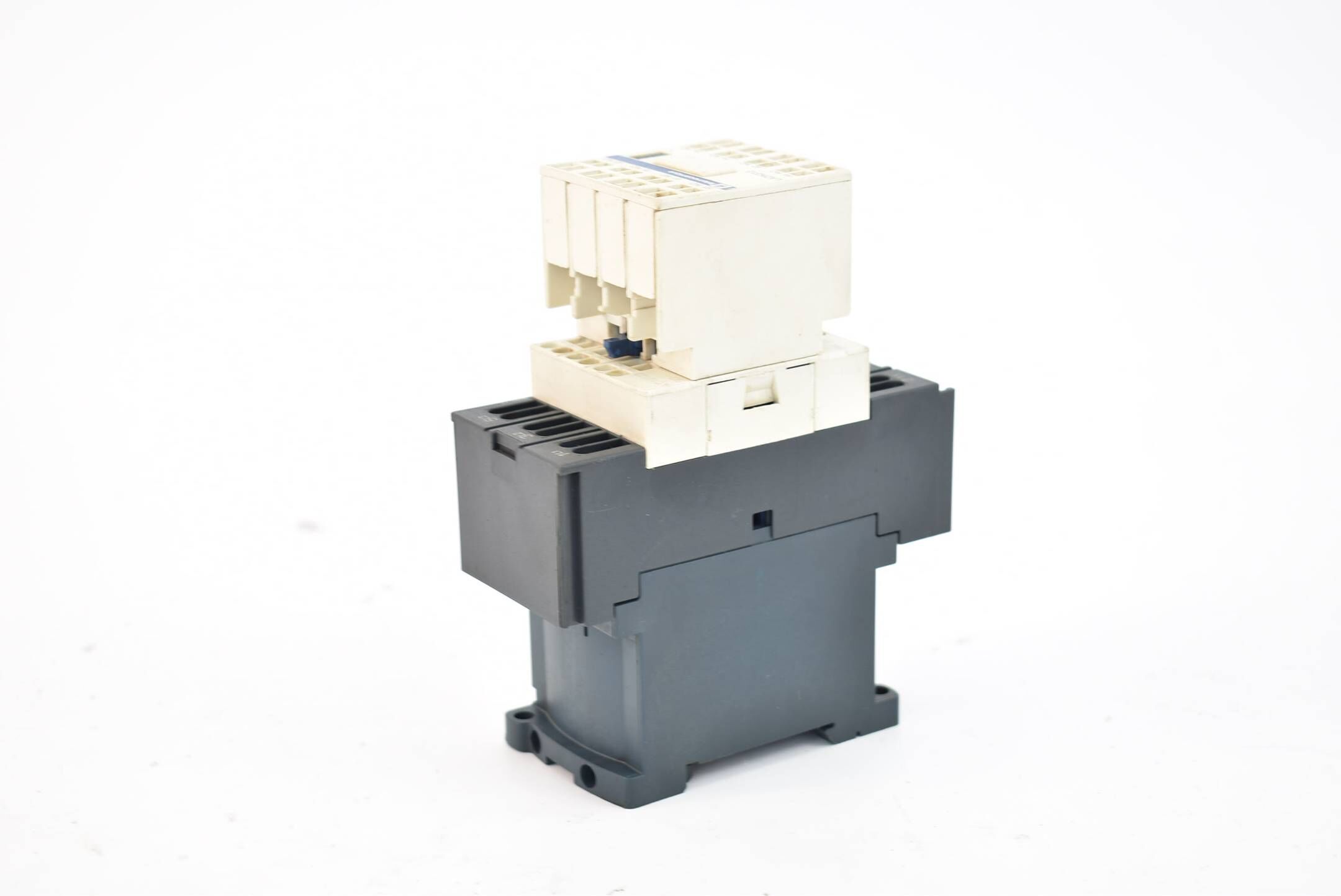 Schneider Electric Telemecanique Leistungsschütze LAD4TBDL inkl. LADN313