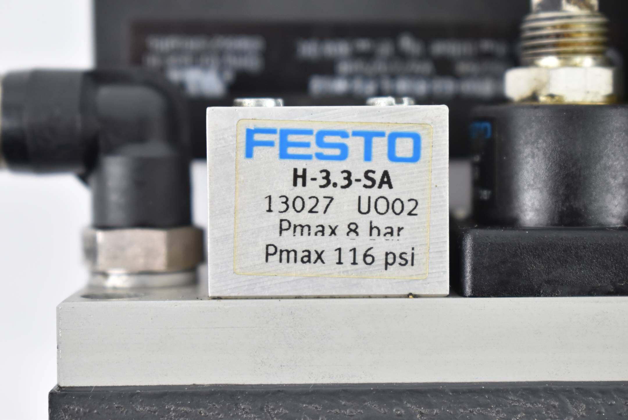 Festo 542494 + H-3,3-SA ( 13027 ) + Drucksensor 5DE1-D10-G2-R18-L-P2-M12
