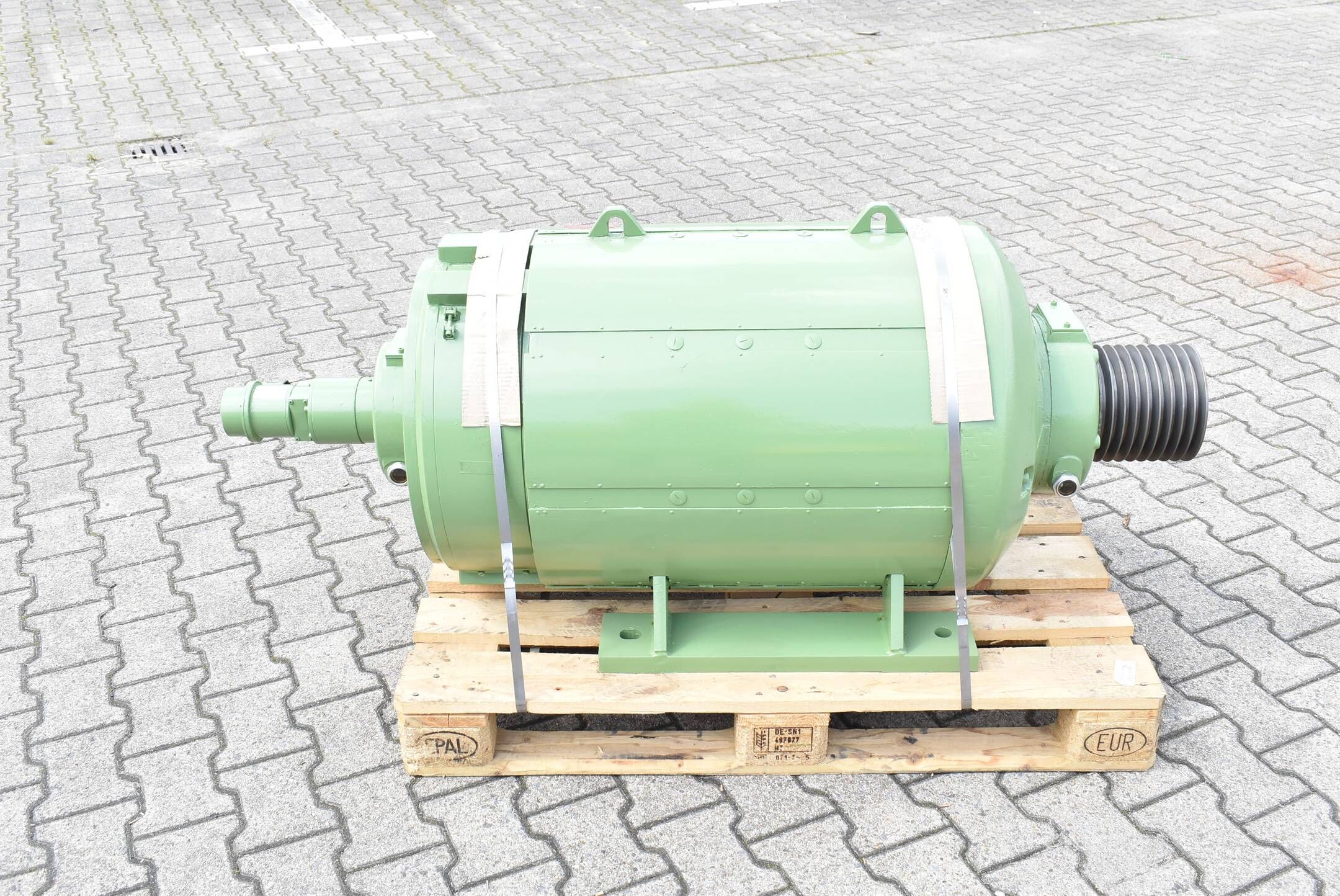 Franz Kessler KG Motor 900-1600rpm 42kW 380V M0 5860/21 + Tacho TDPZ 0,2 LT-4