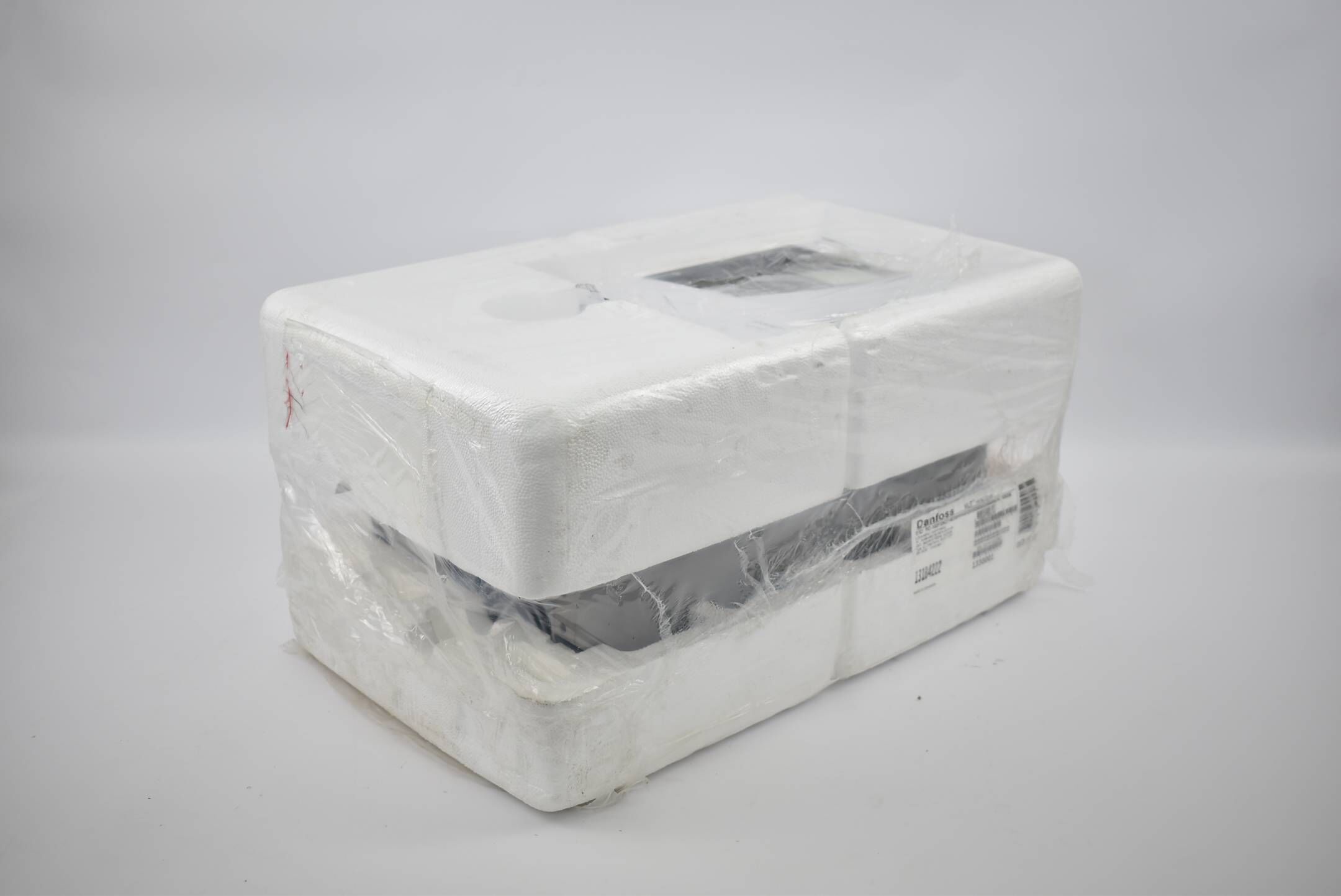 Danfoss VLT HVAC Drive FC-102P2K2T4E55H1XGXXXXSXXXXAXBXCXXXXDX ( 131B4222 )