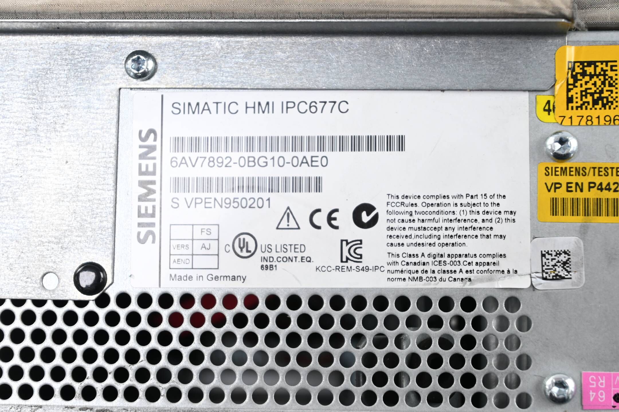 Siemens Simatic HMI IPC677C 6AV7892-0BG10-0AE0 ( 6AV7 892-0BG10-0AE0 ) Ver. AJ
