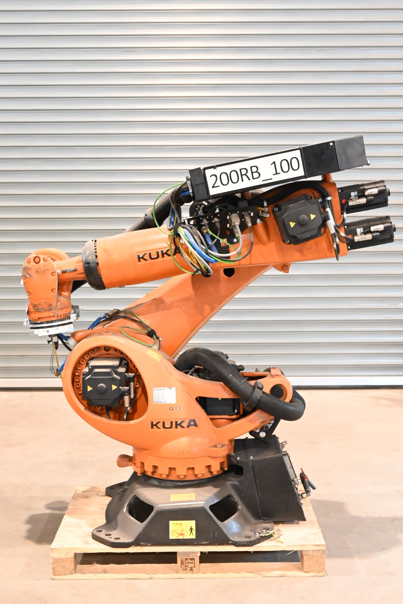 Kuka Industrieroboter KR240 R2700 Prime inkl. Schaltschrank KRC4 + 00-168-334 3