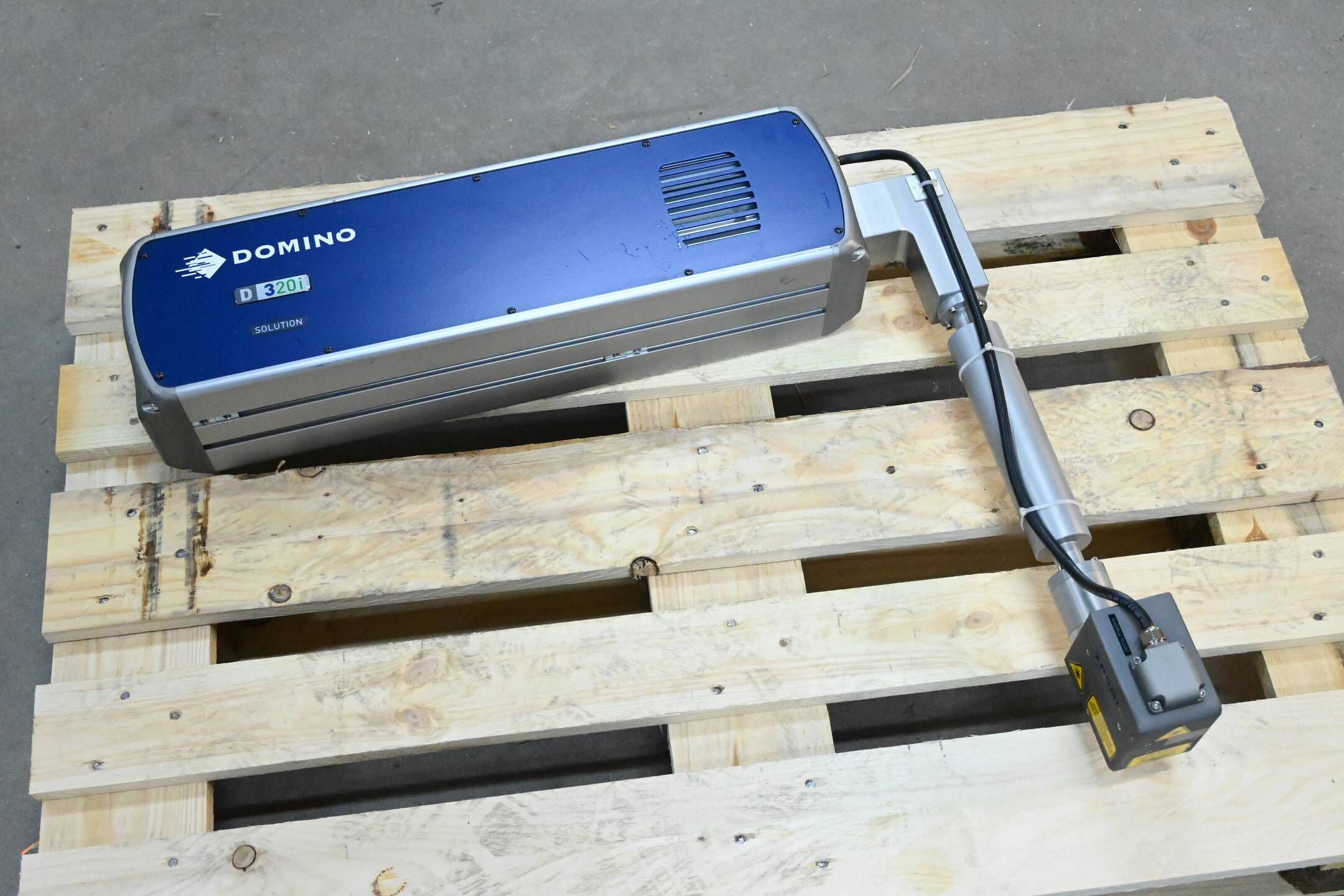 Domino Laserbeschrifter D320i