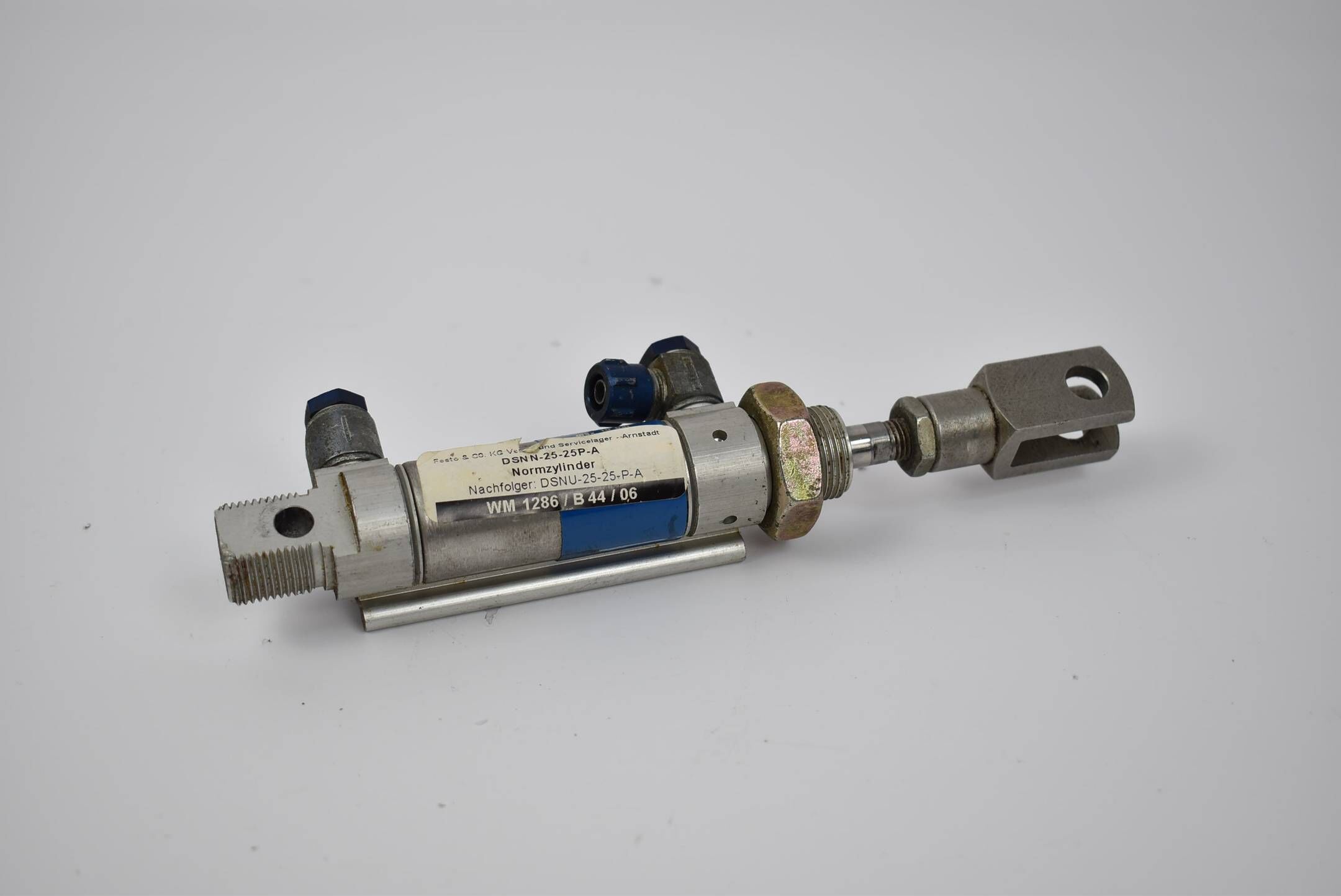 Festo Pneumatikzylinder Normzylinder 10 bar DSNN-25-25 P-A