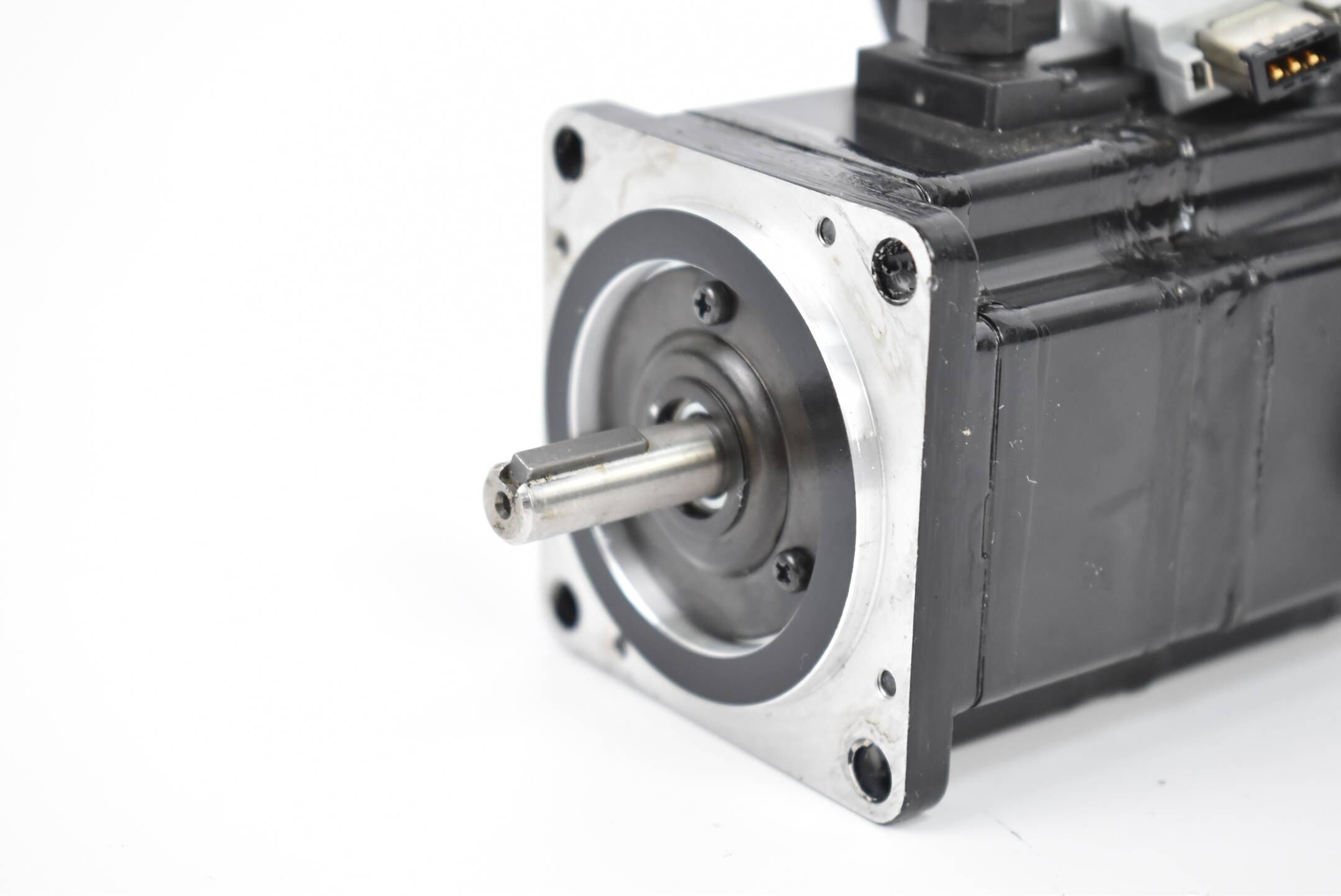 Yaskawa AC Servo Motor 100W 200V 0,89A 0,318Nm 3000r/min SGMPH-01A1E4C