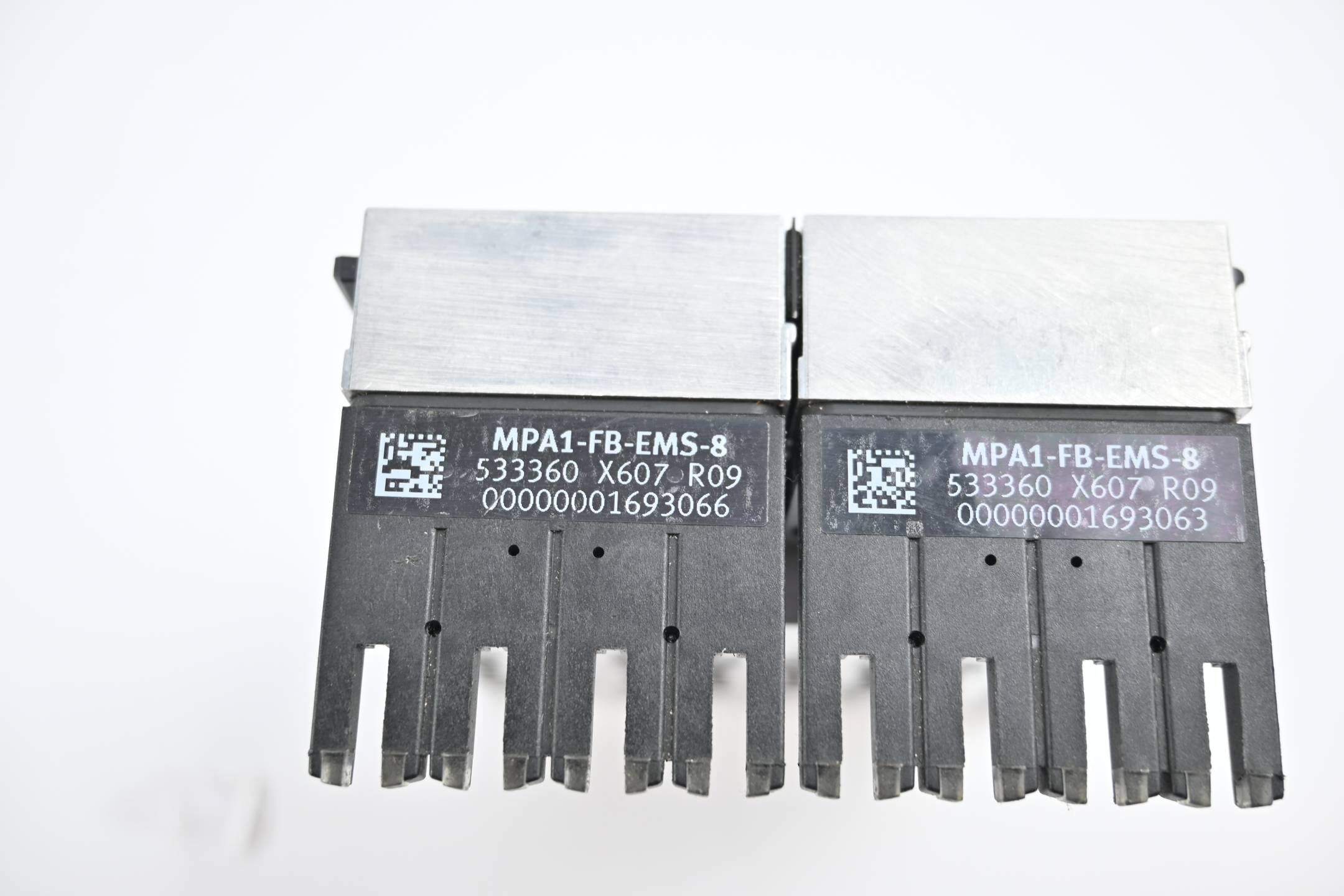 Festo 2 Stück VMPA1-FB-AP-4-1 ( 533352 ) inkl. VMPA1-FB-EMS-8 ( 533360 )