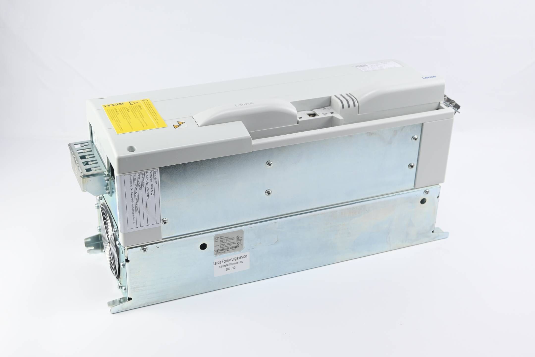 Lenze Servo Drives 9400 Singe Drive E94ASHE0474 ( HW: 2F SW: 01.1808 )