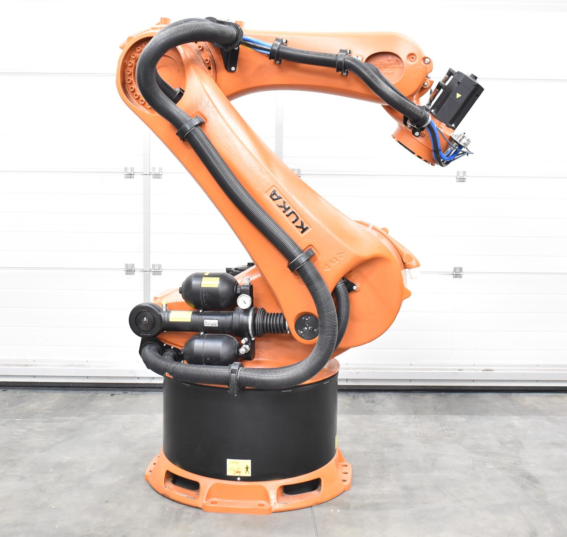 Kuka Roboter KR 470-2 PA + Schaltschrank KR C4 + Bedienpanel 00-168-334