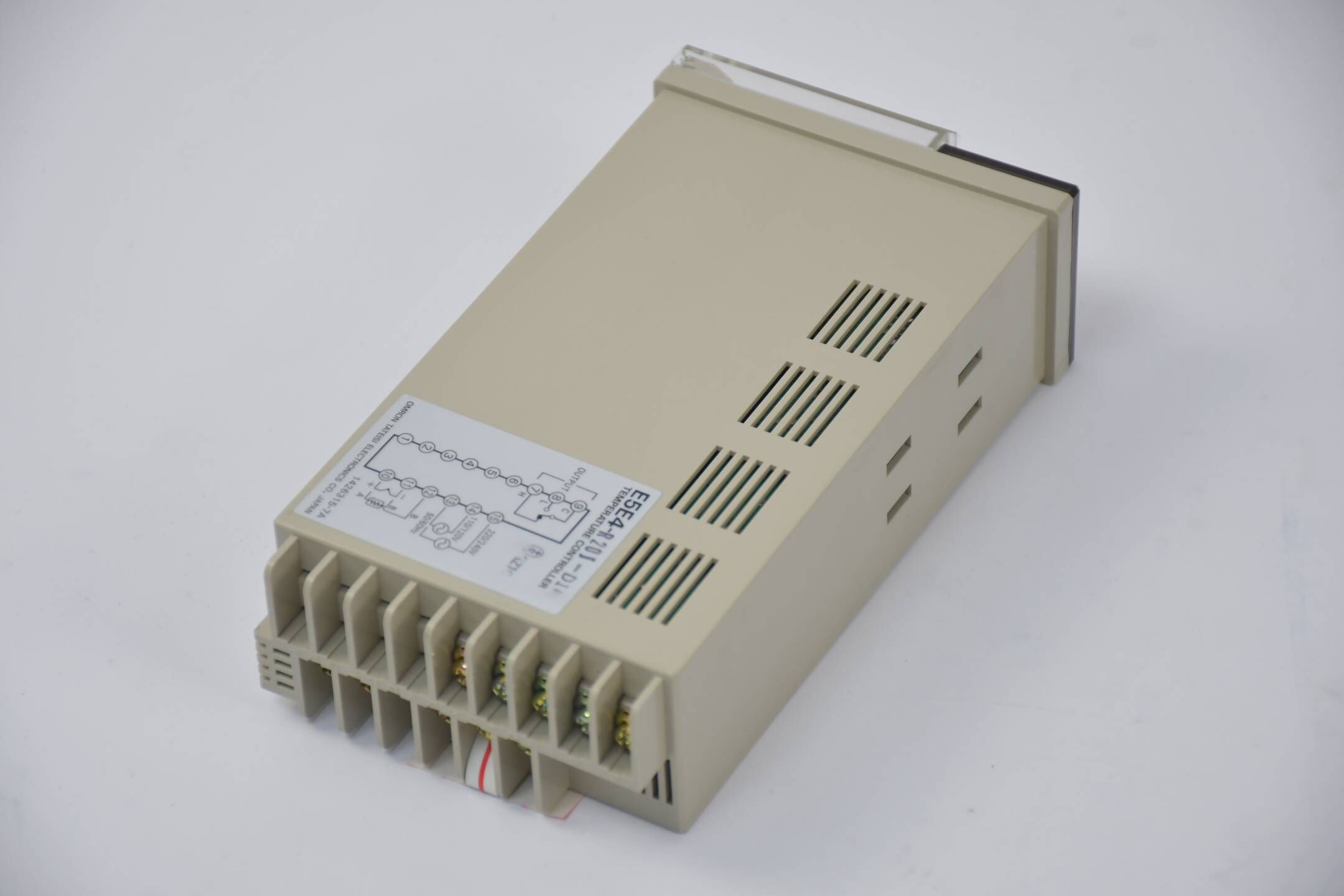 Omron Temperatur Controller 0~399°C / AC110/120 / 220/240V ( E5E4-R20J-DIN )