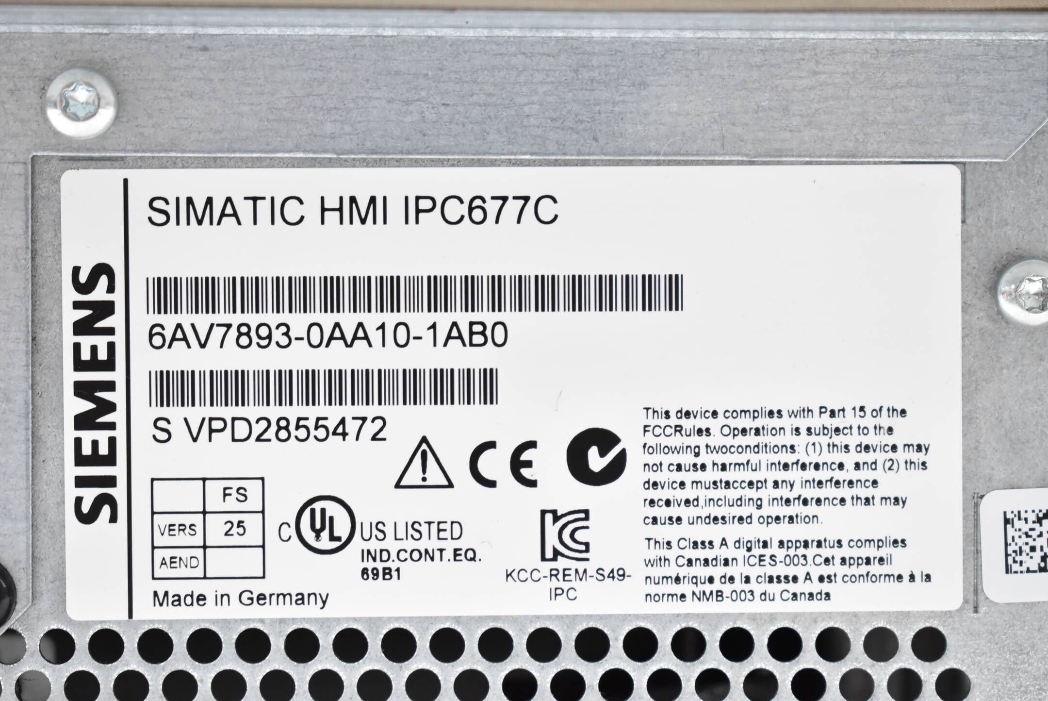 Siemens Simatic HMI IPC677C 6AV7893-0AA10-1AB0 ( 6AV7 893-0AA10-1AB0 ) V.25