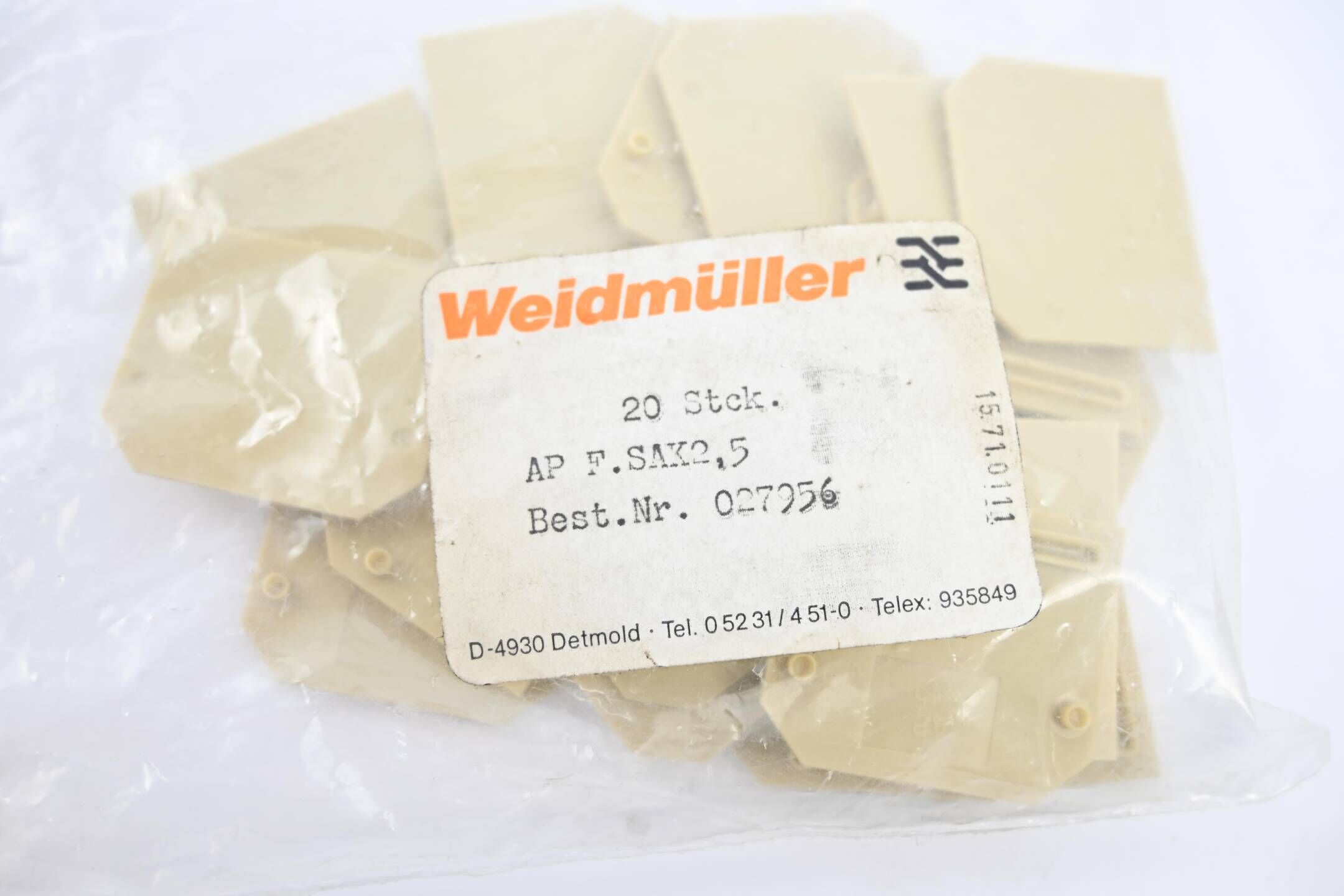 Weidmüller Abdeckung für Durchgangsklemme SAK2,5 AP F.SAK2,5 ( 027956 ) VE:20Stk