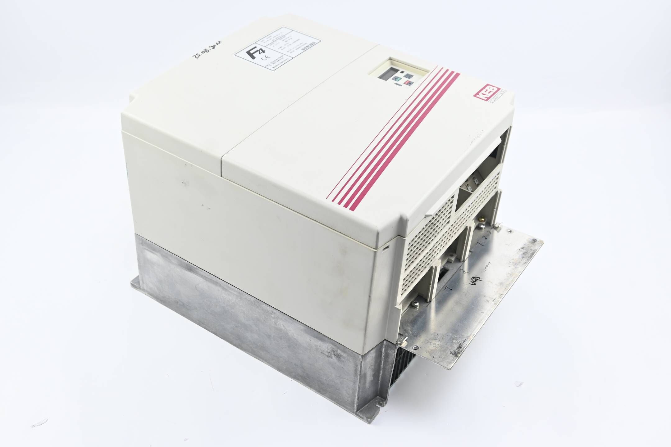 KEB Combivert F4 Frequenzumrichter 17.F4.F1H-4R01/ ( 17F4F1H-4R01 ) inkl. Panel