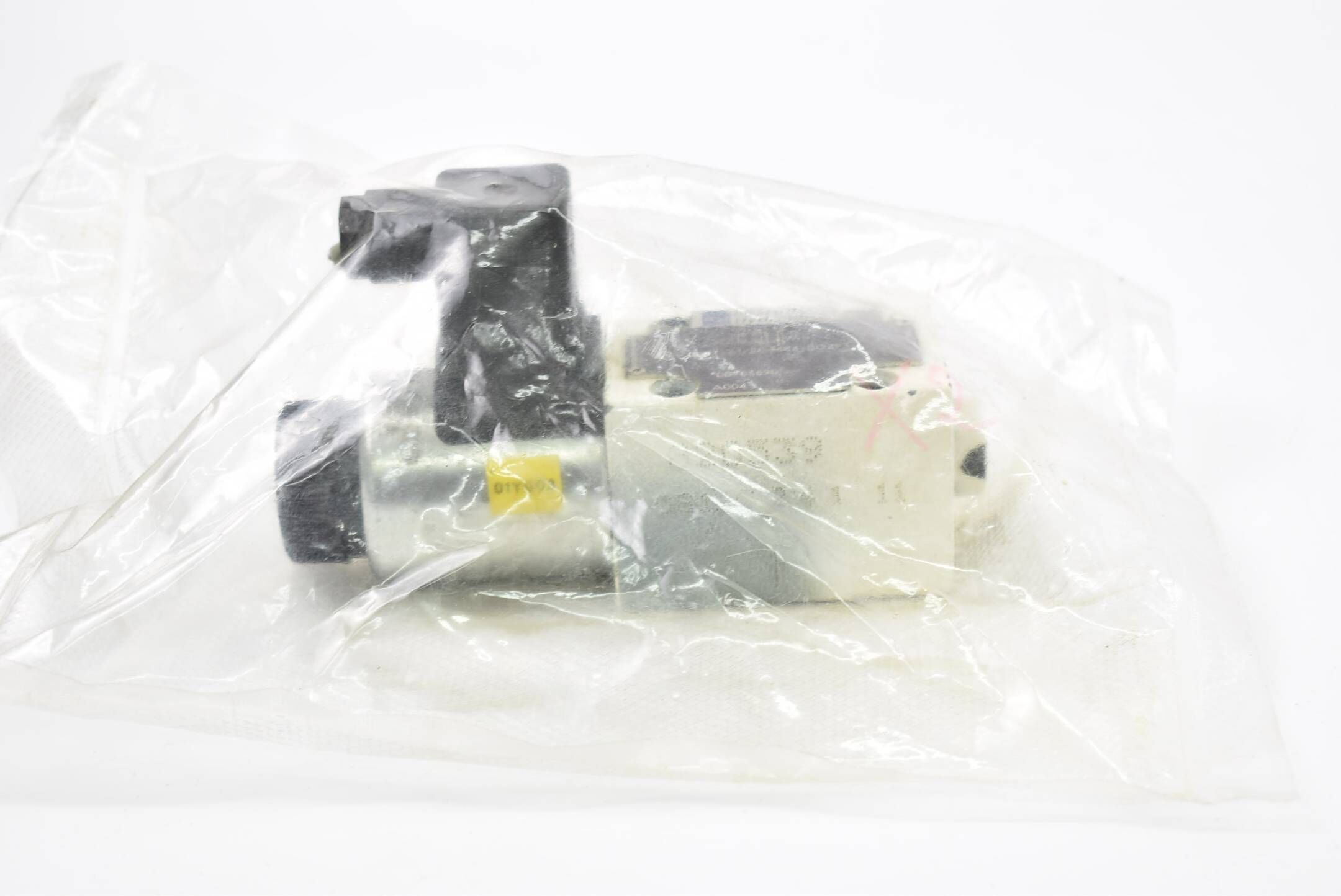 Rexroth  4WE 6 X7-61/EG24K4 SO293 Hydraulikventil 00903690