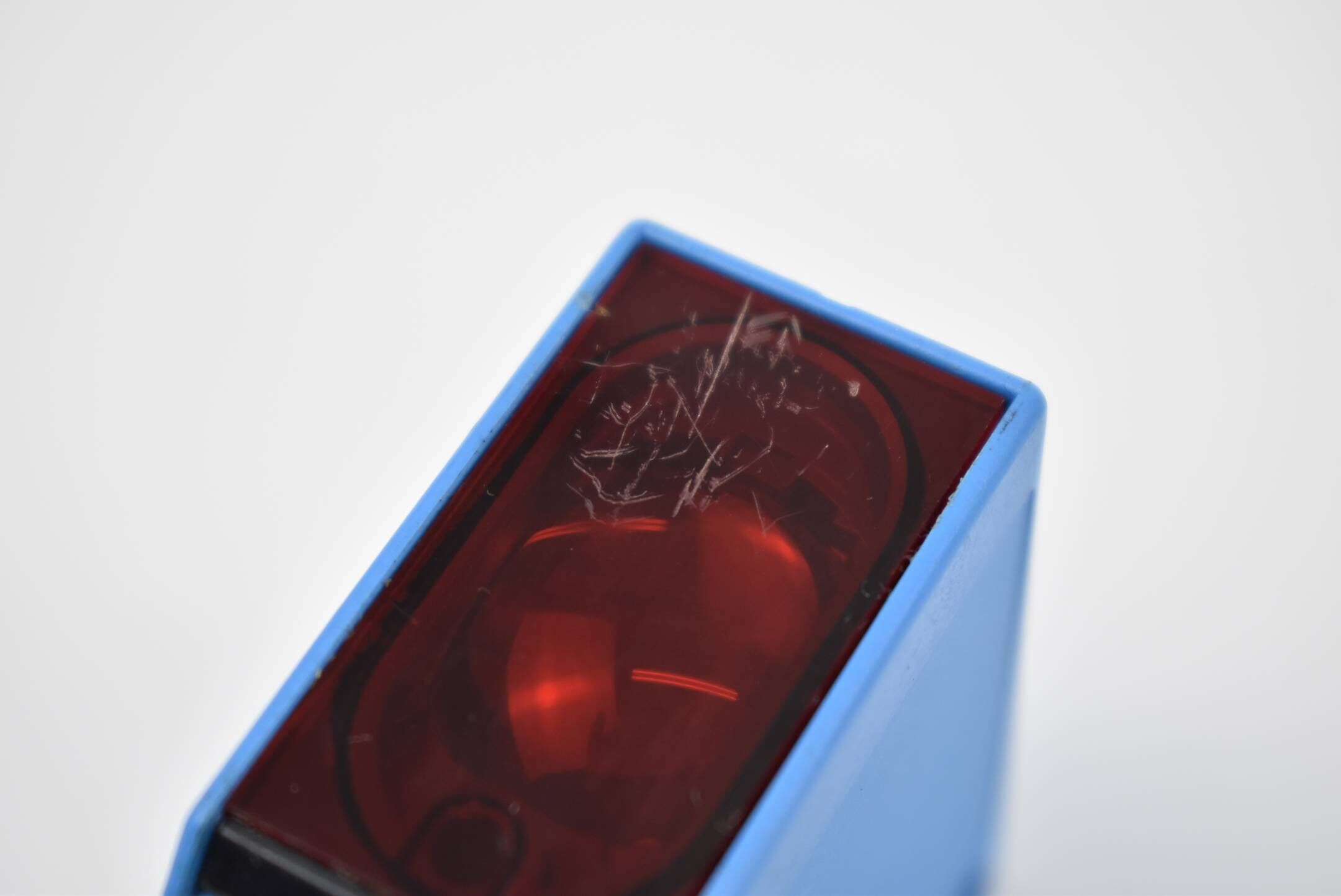 Sick Reflexions-Lichtschranke WL27-P630 ( 1005806 ) 10-30VDC 0,2A