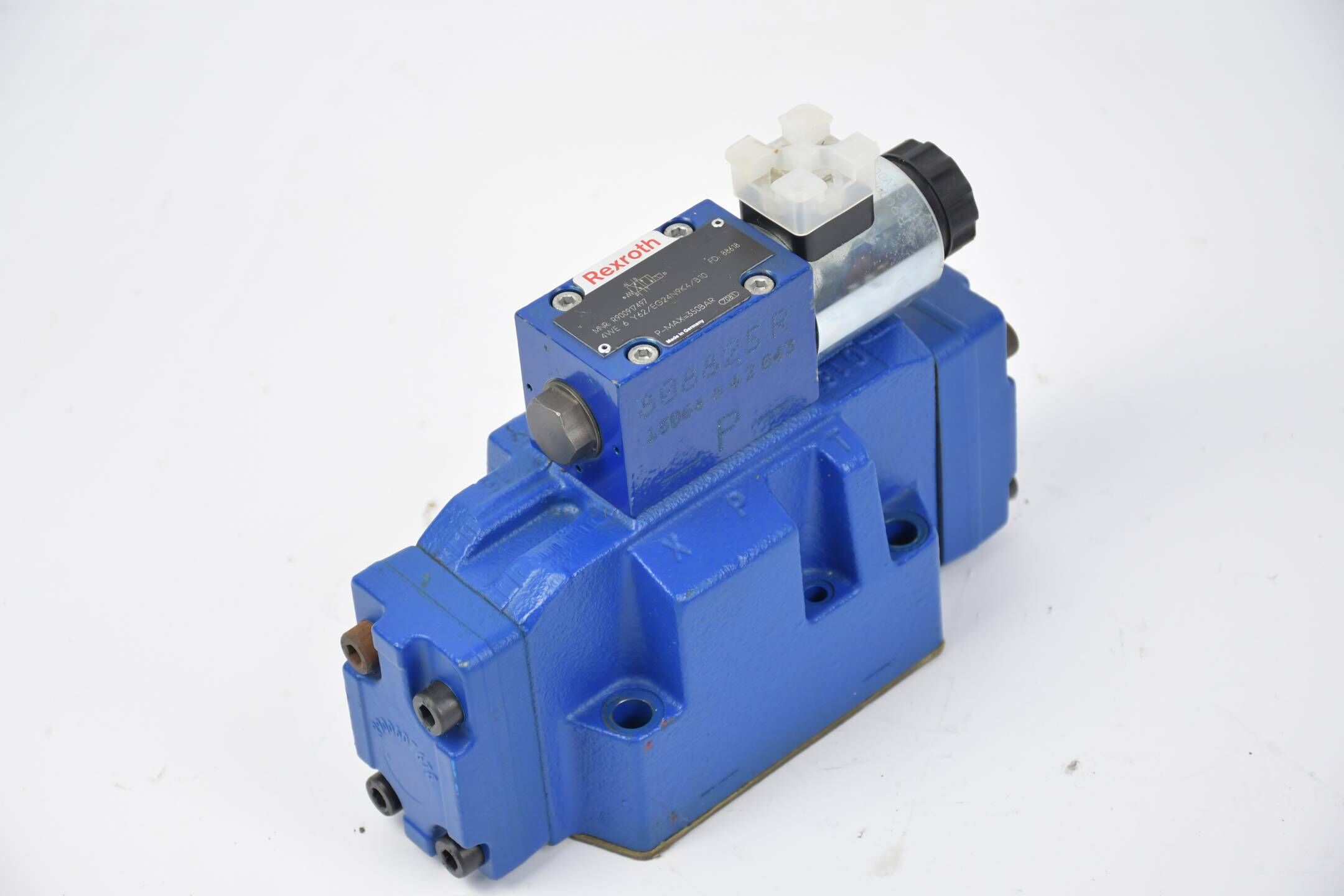 Rexroth 4WEH 16 Y72/6EG24N9ETK4/B10 ( R900248848 ) Inkl. 4WE 6 Y62/EG24N9K4/B10