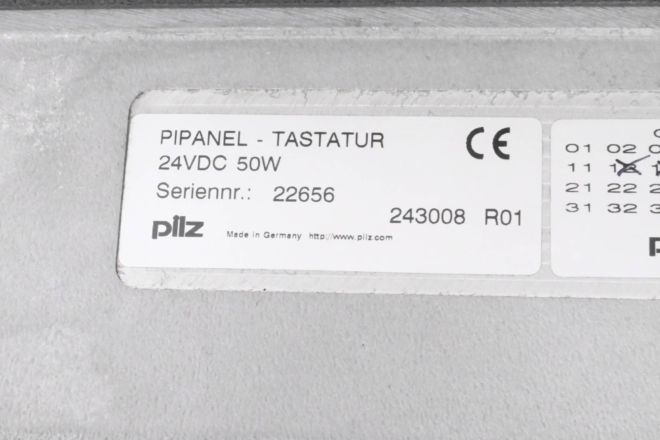 GENERALÜBERHOLT Pilz PiPanel Tastatur 24VDC 50W Bedienpanel 243008