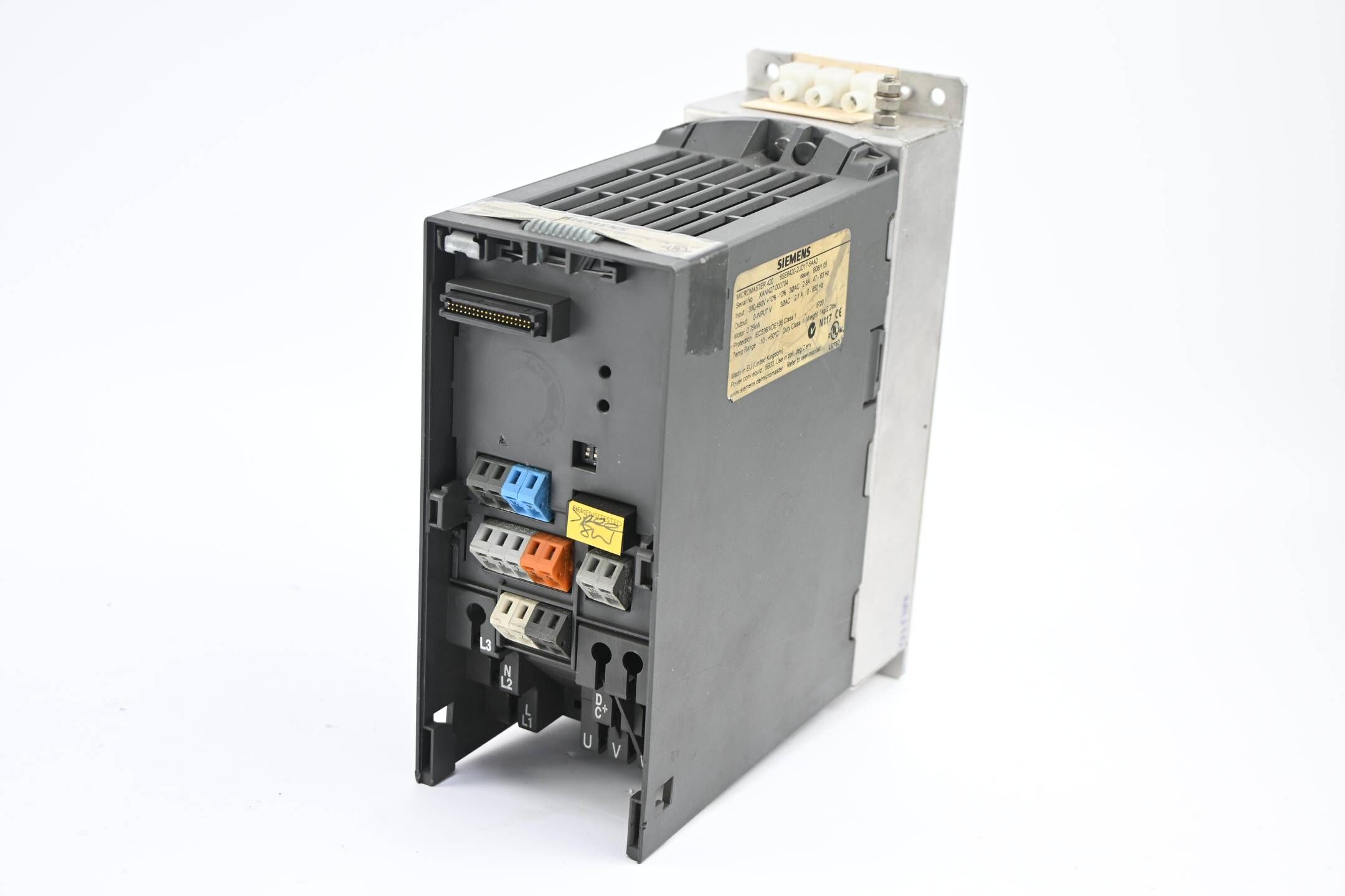Siemens Micromaster 420 6SE6420-2UD17-5AA0 inkl. EMV-Filter 6SE6400-2FA00-6AD0
