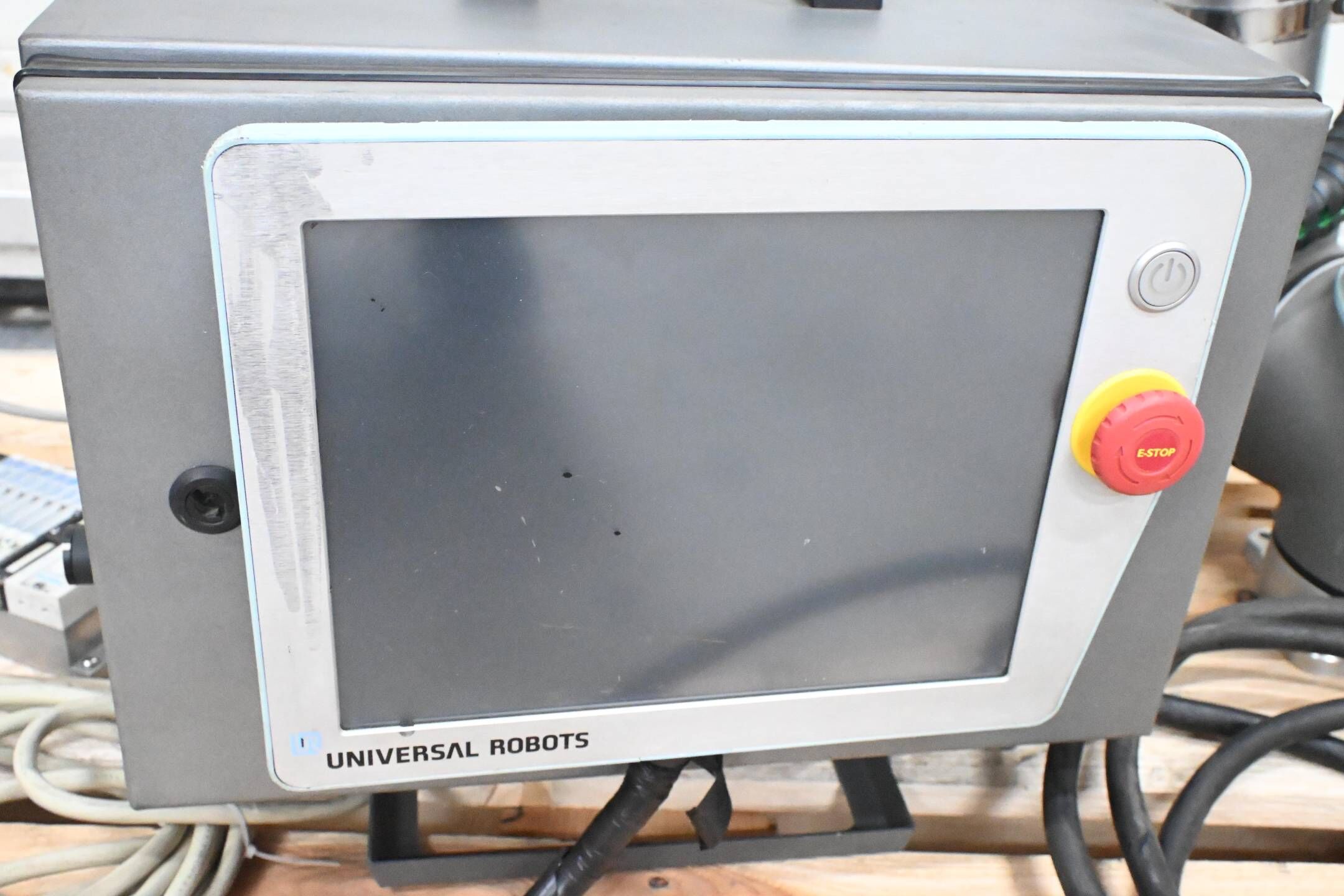 Universal Robots Industrieroboter UR10 inkl. Steuerung UR10 ( CB31UR10 ) + Panel