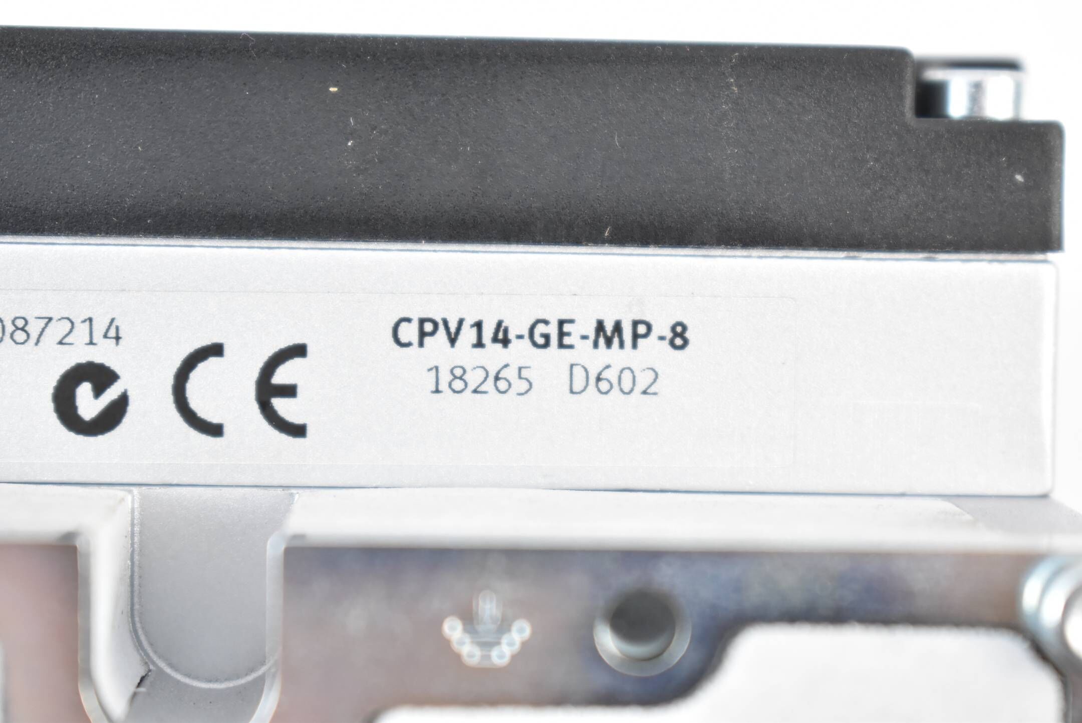 Festo Ventilinsel CPV14-VI-P8-1/8-B ( 152427 ) mit verschiedenen Magnetventilen