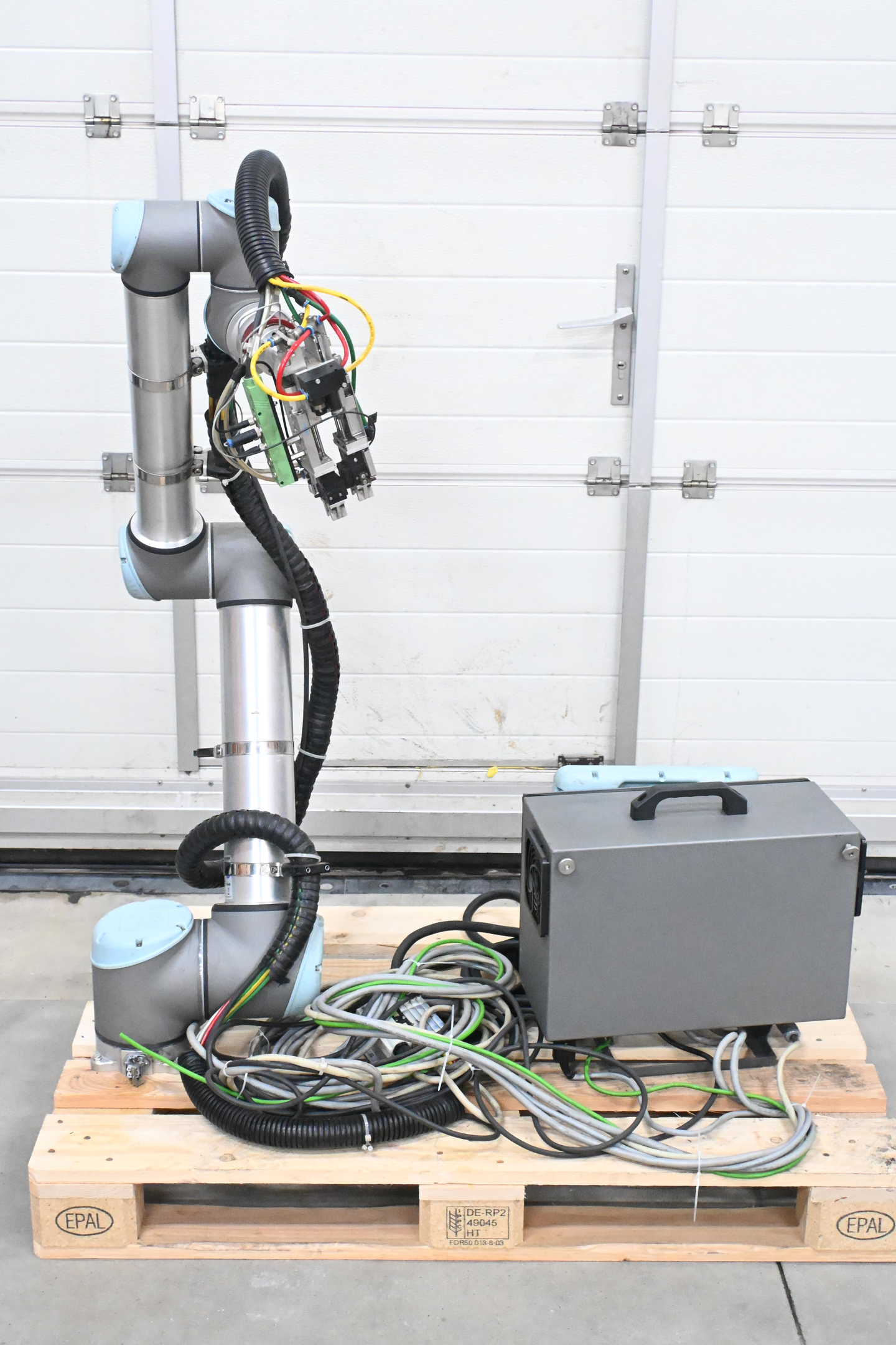Universal Robots Industrieroboter UR10 inkl. Steuerung UR10 ( CB31UR10 ) Panel