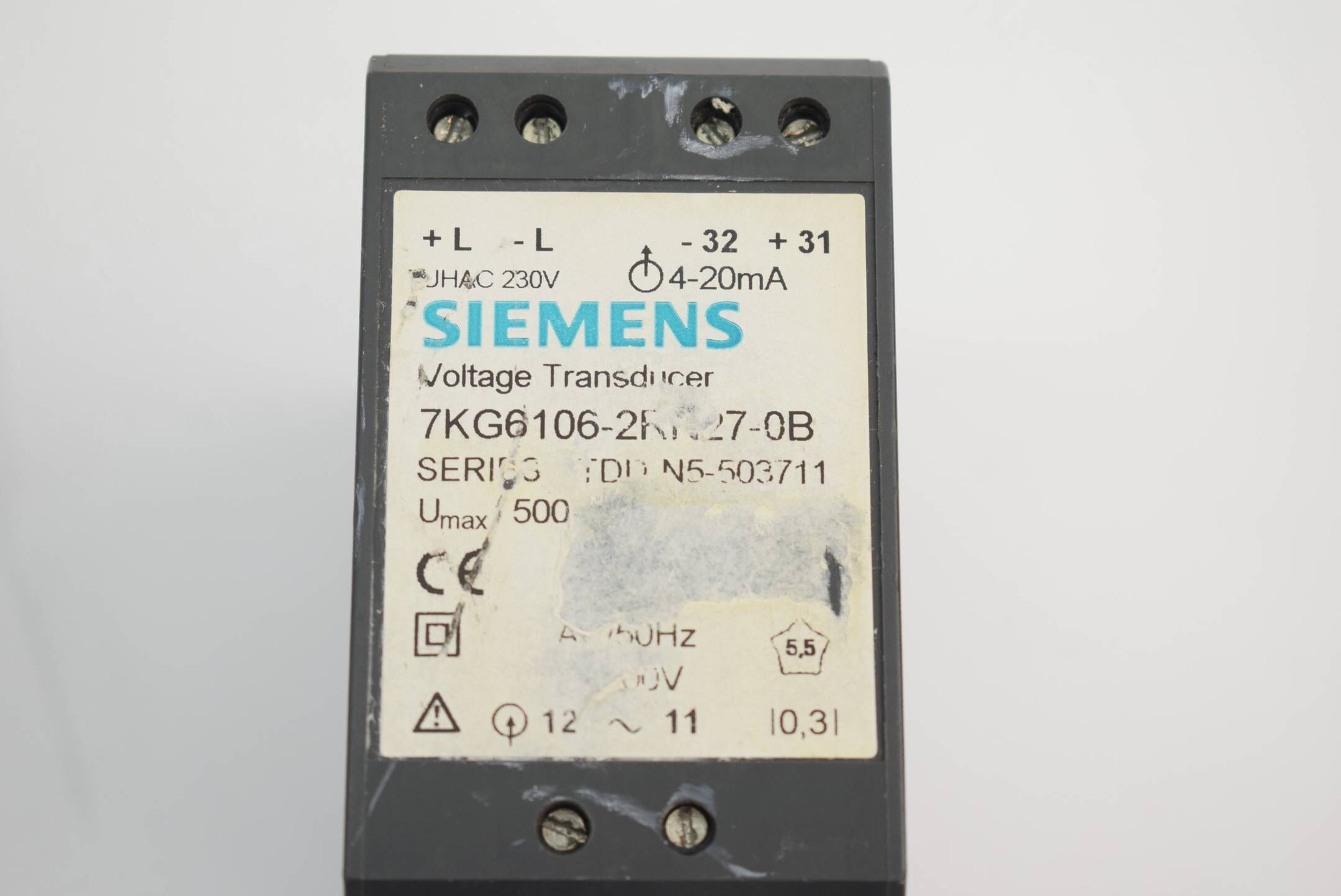 Siemens Voltage Transducer 7KG6106-2RN27-0B ( 7KG6 106-2RN27-0B )