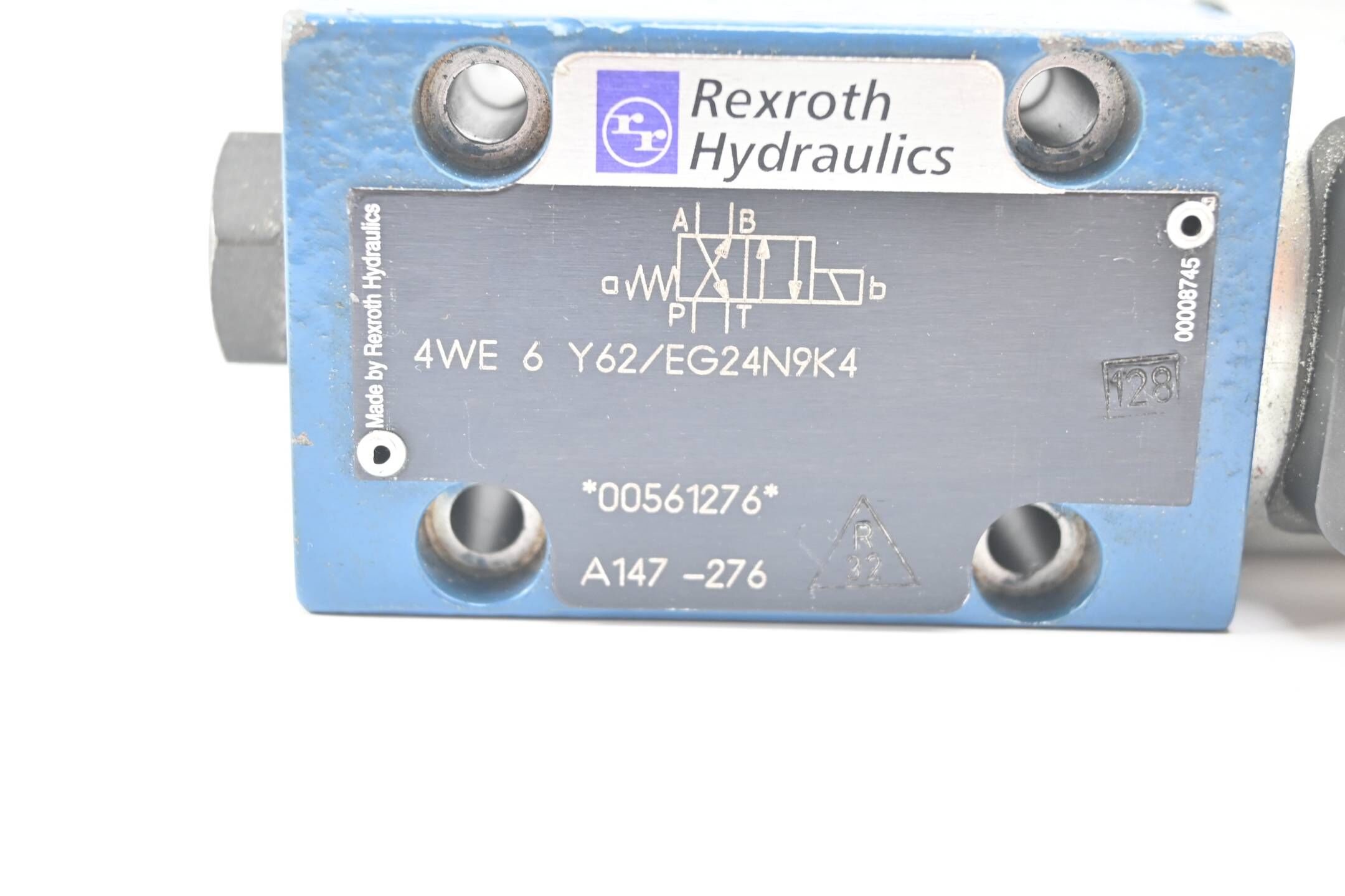 Rexroth Hydraulics Wegeschieberventil 4WE 6 Y62/EG24N9K4 ( R900561276 )
