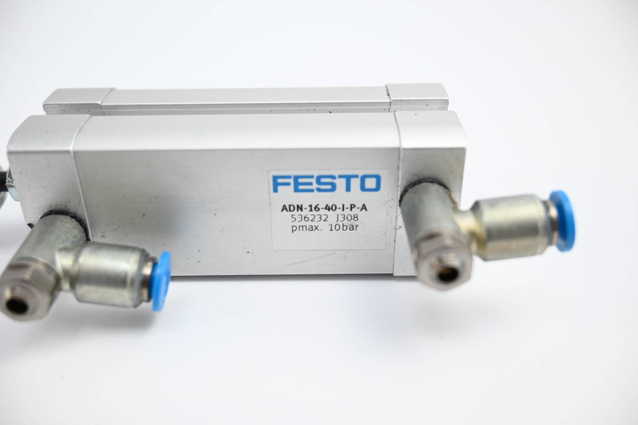 Festo Kompaktzylinder ADN-16-40-I-P-A ( 536232 )