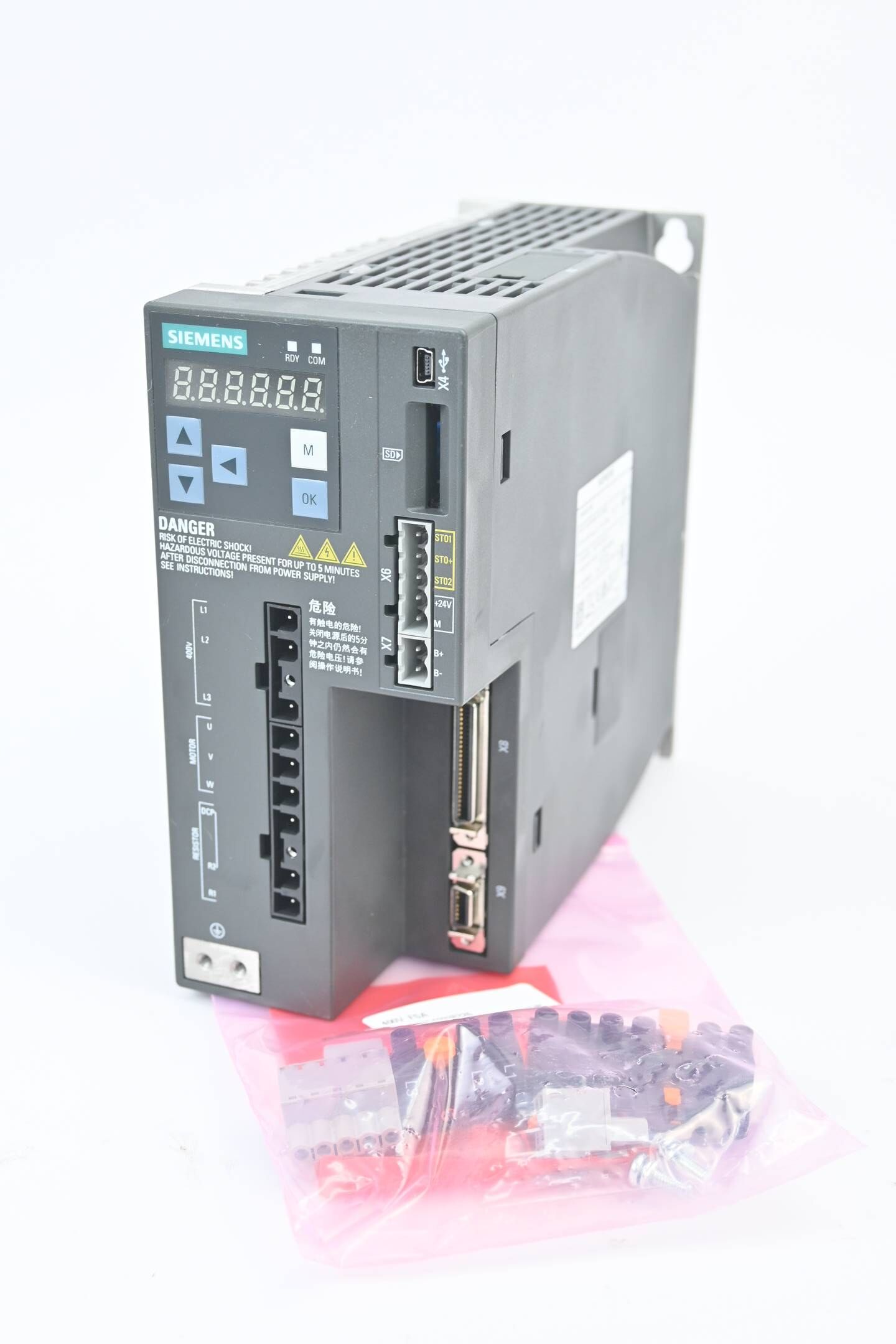 Siemens Sinamics V90 Servo Drive 6SL3210-5FE11-0UA0 ( 6SL3 210-5FE11-0UA0 ) E.05
