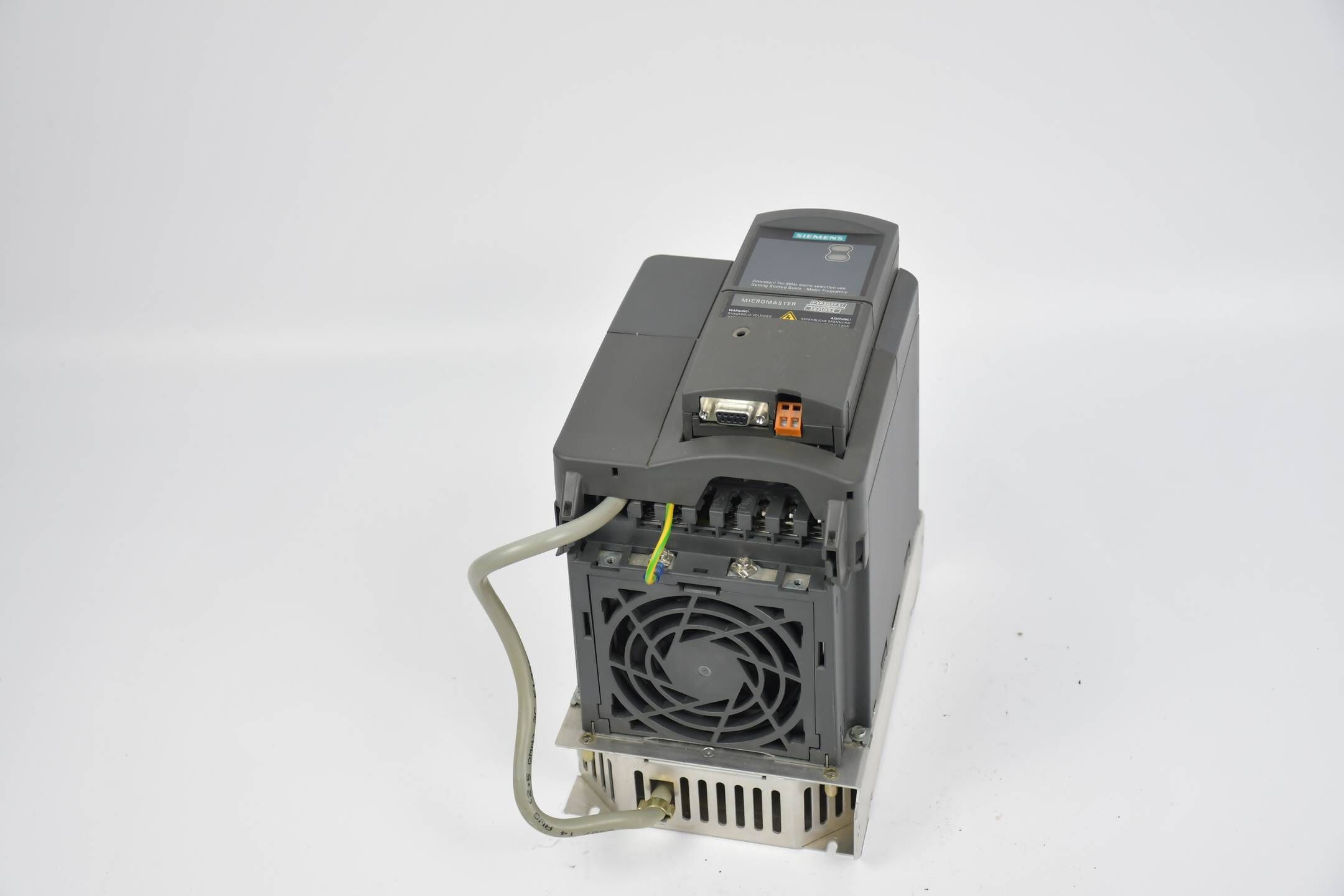 Siemens Micromaster 440 6SE6440-2AB21-1BA1 E E04/2.11 inkl. Kommutierungsdrossel