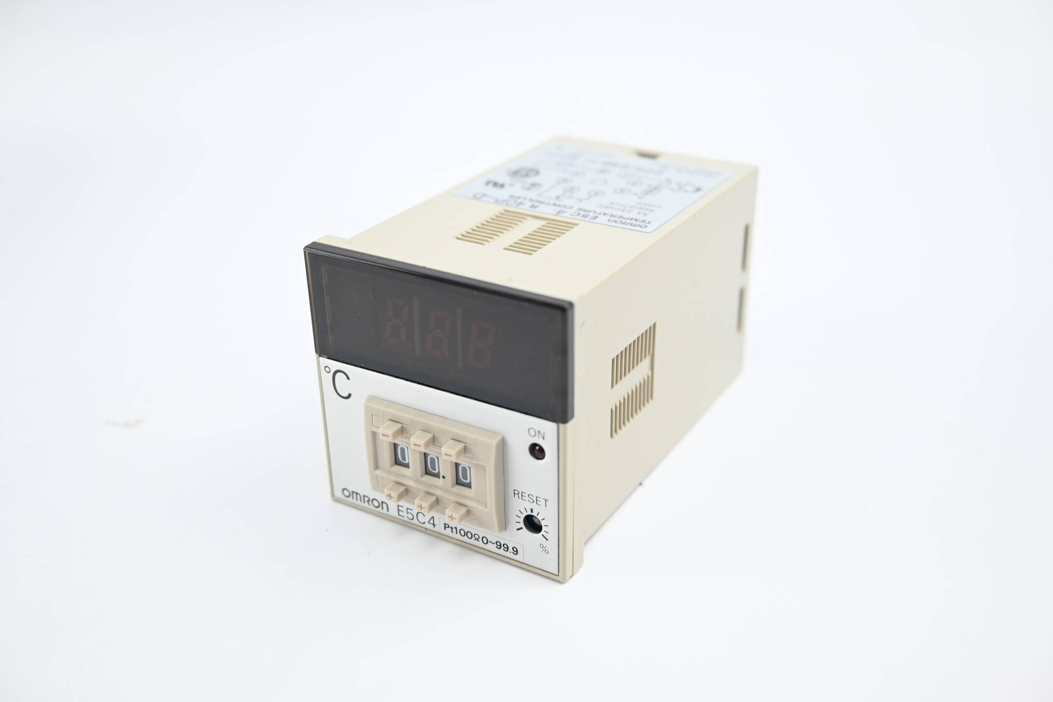 Omron Temperatur Controller 0-99.9°C 220/240 VAC ( E5C4-R40P-D )