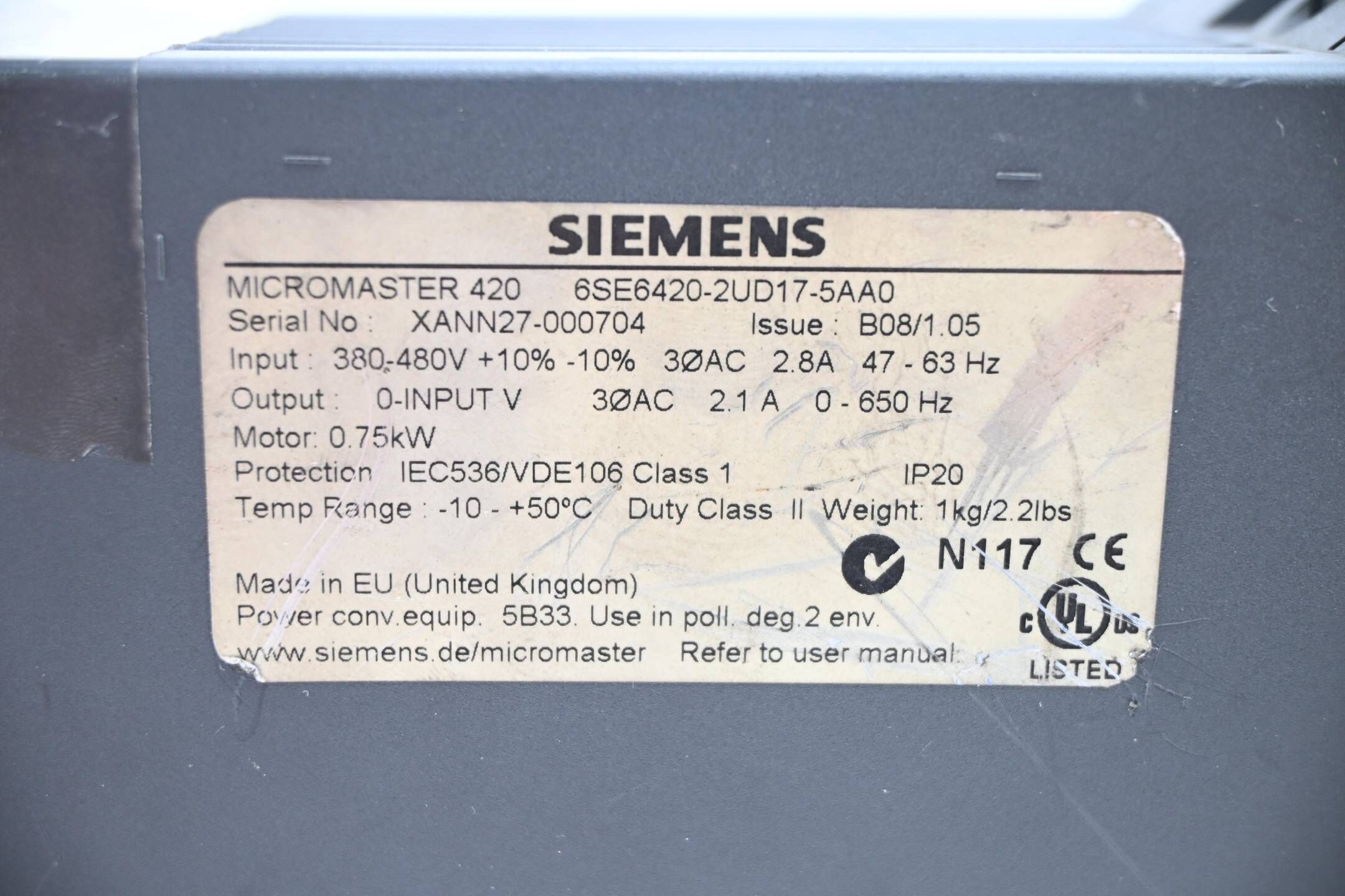 Siemens Micromaster 420 6SE6420-2UD17-5AA0 inkl. EMV-Filter 6SE6400-2FA00-6AD0