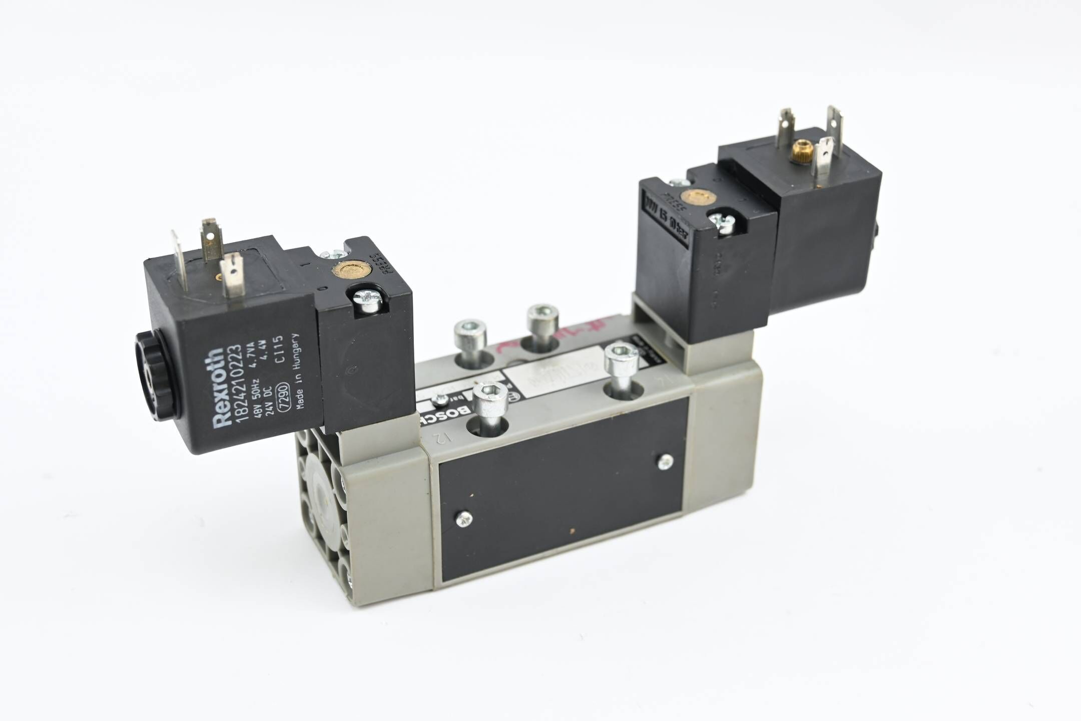 Bosch Hydraulikventil 0 820 024 552 ( 0820024552 )