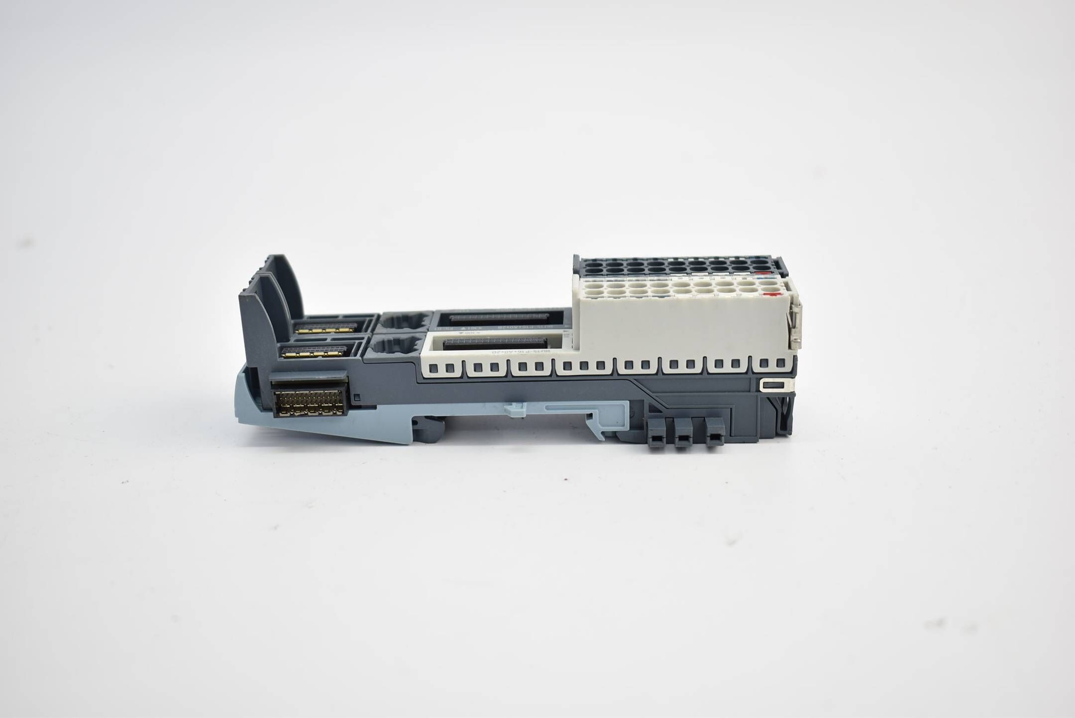 Siemens simatic ET 200SP 6ES71 93-6BP60-0DA0 ( 6ES7193-6BP60-0DA0 ) E1