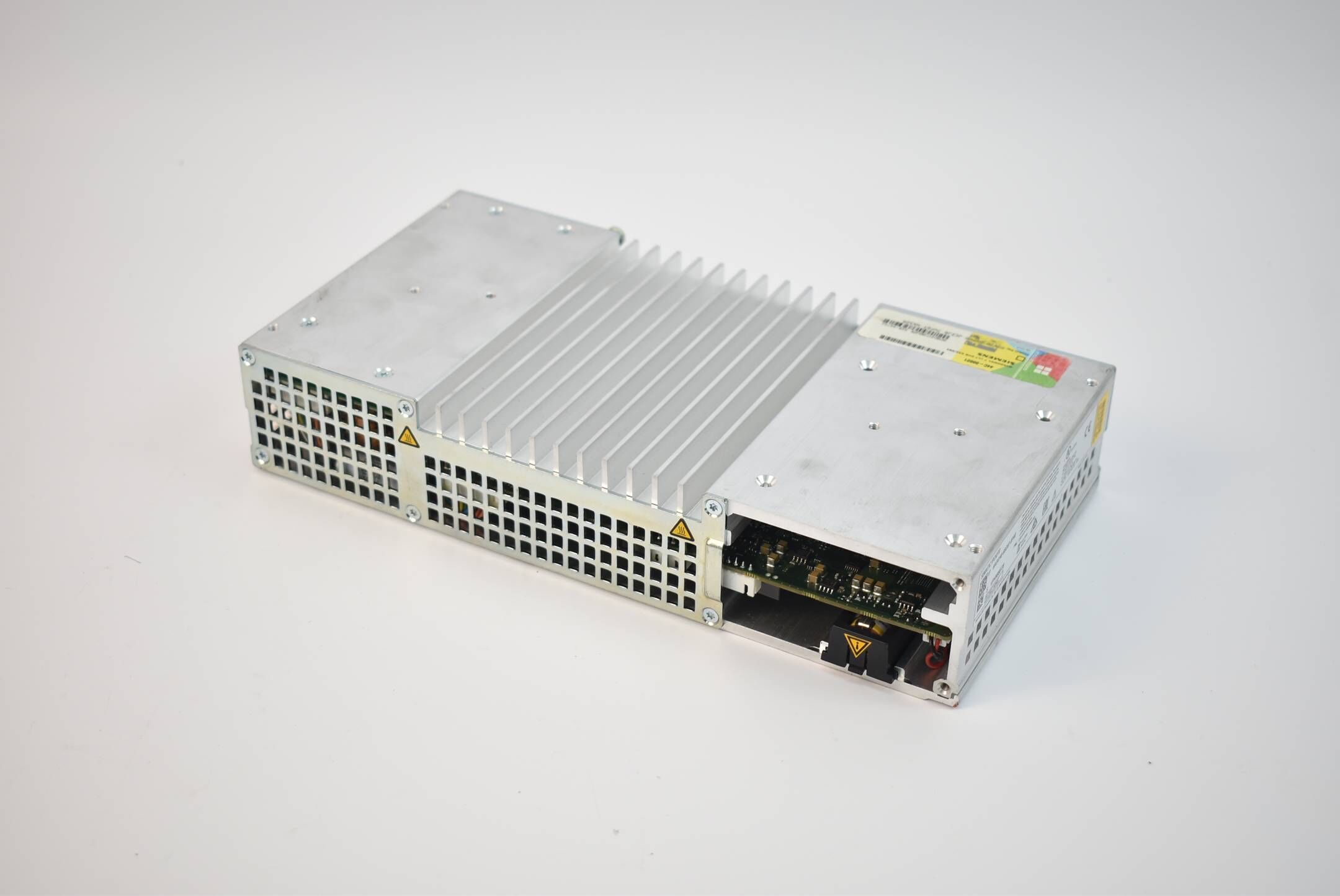 Siemens simatic IPC427D Microbox PC 6AG4 140-6BD07-0PA0 ( 6AG4140-6BD07-0PA0 )