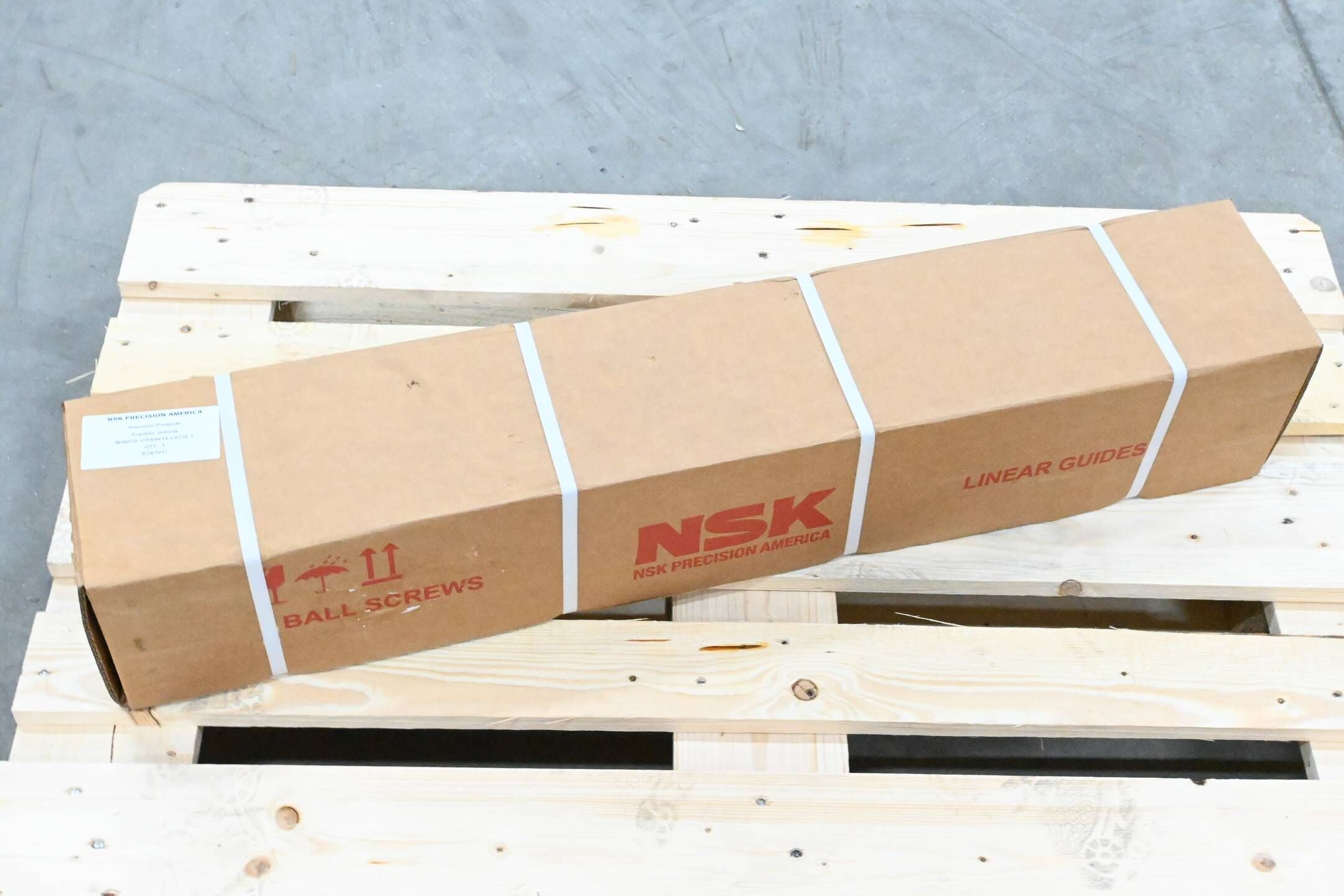 NSK Kugelgewindespindel W3607G-17PSSV1X-C5Z20 F