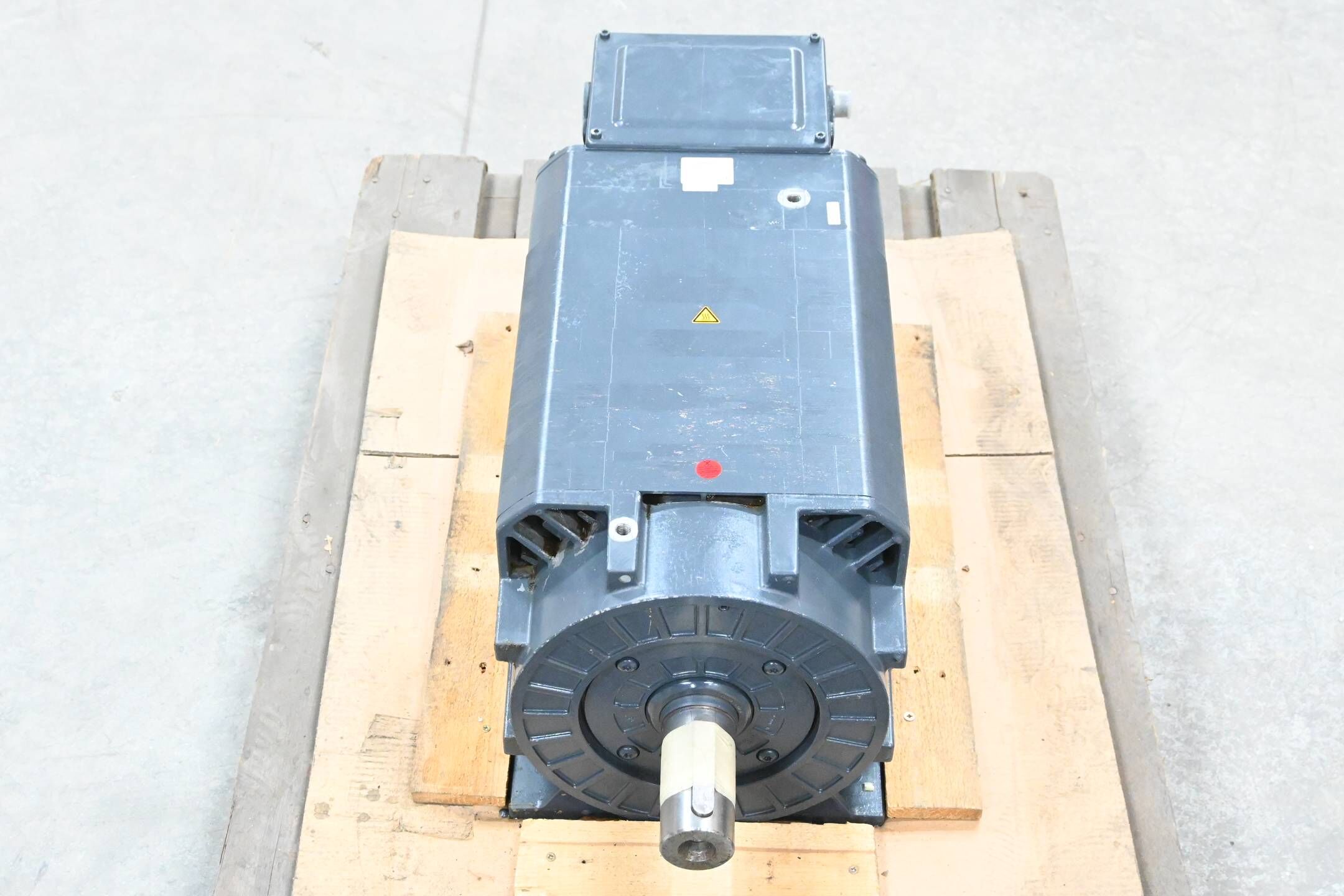 Siemens Kompakt-Asynchronmotor 1PH7167-2ND00-0CC0 ( 1PH7 167-2ND00-0CC0 )