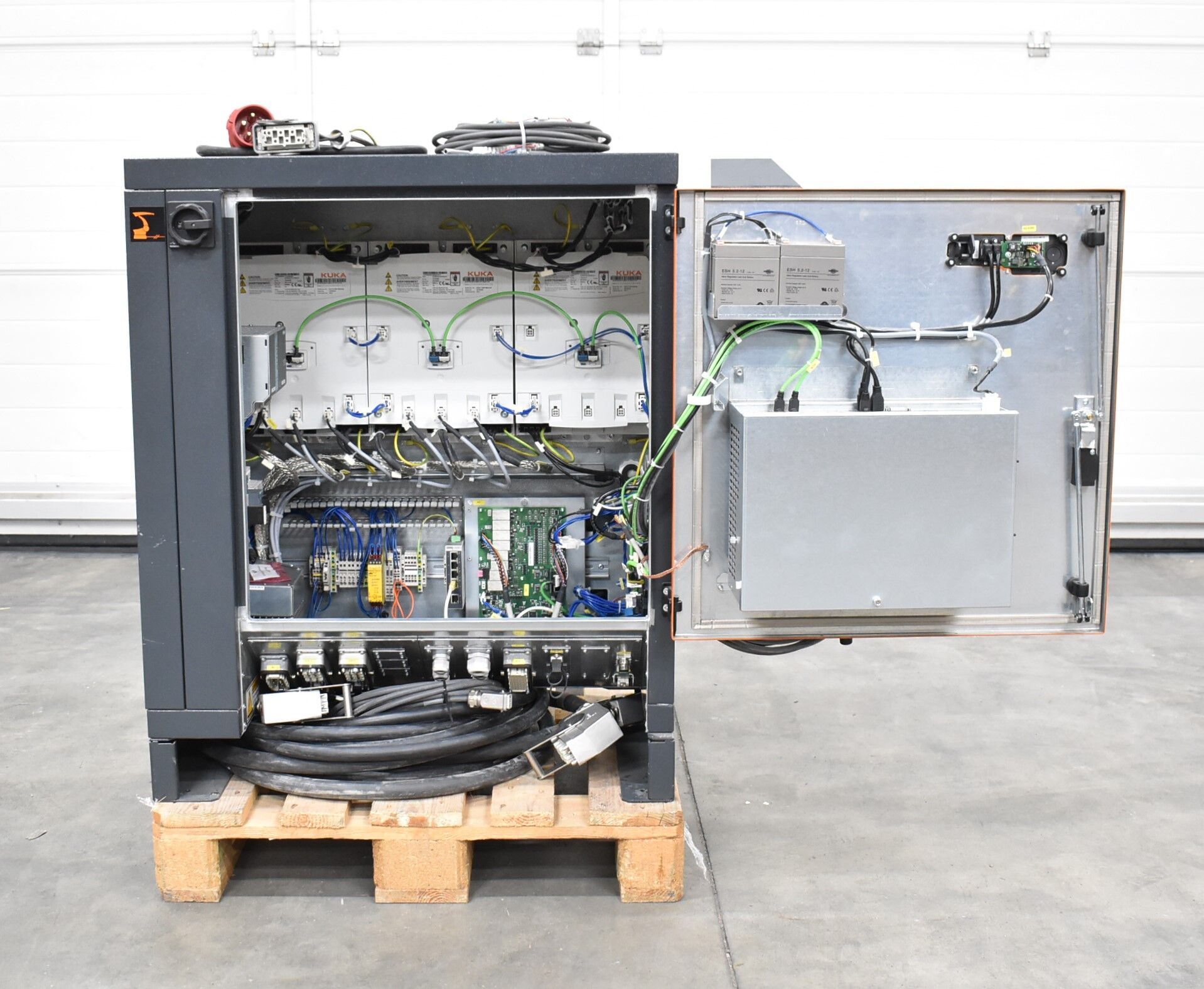 Kuka Roboter KR 420 R3330 + Schaltschrank KR C4 + Bedienpanel 00-168-334