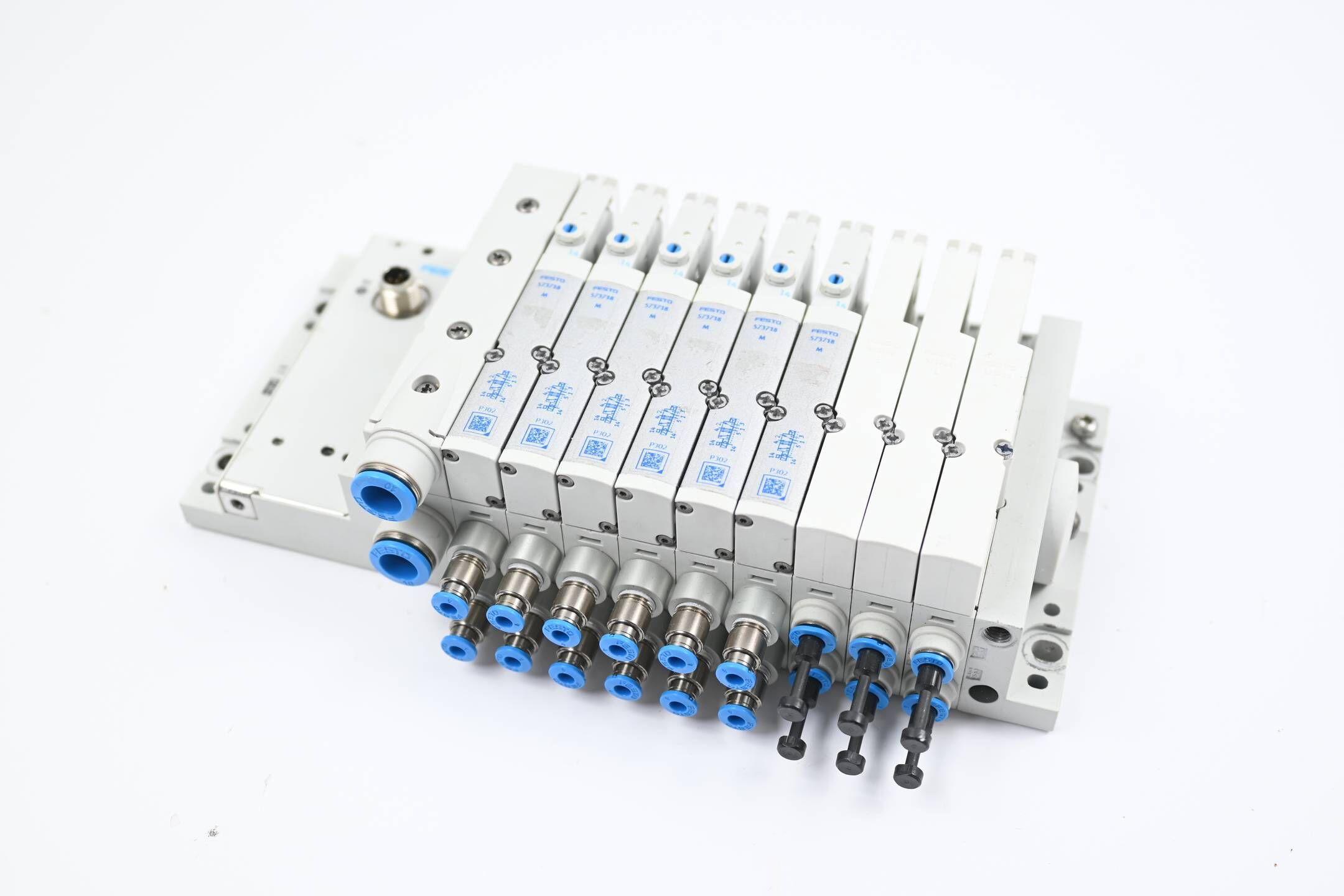 Festo Ventilinsel 569926 + 575667 + 560945 + 560973 + 570774 + 573718 + 573729