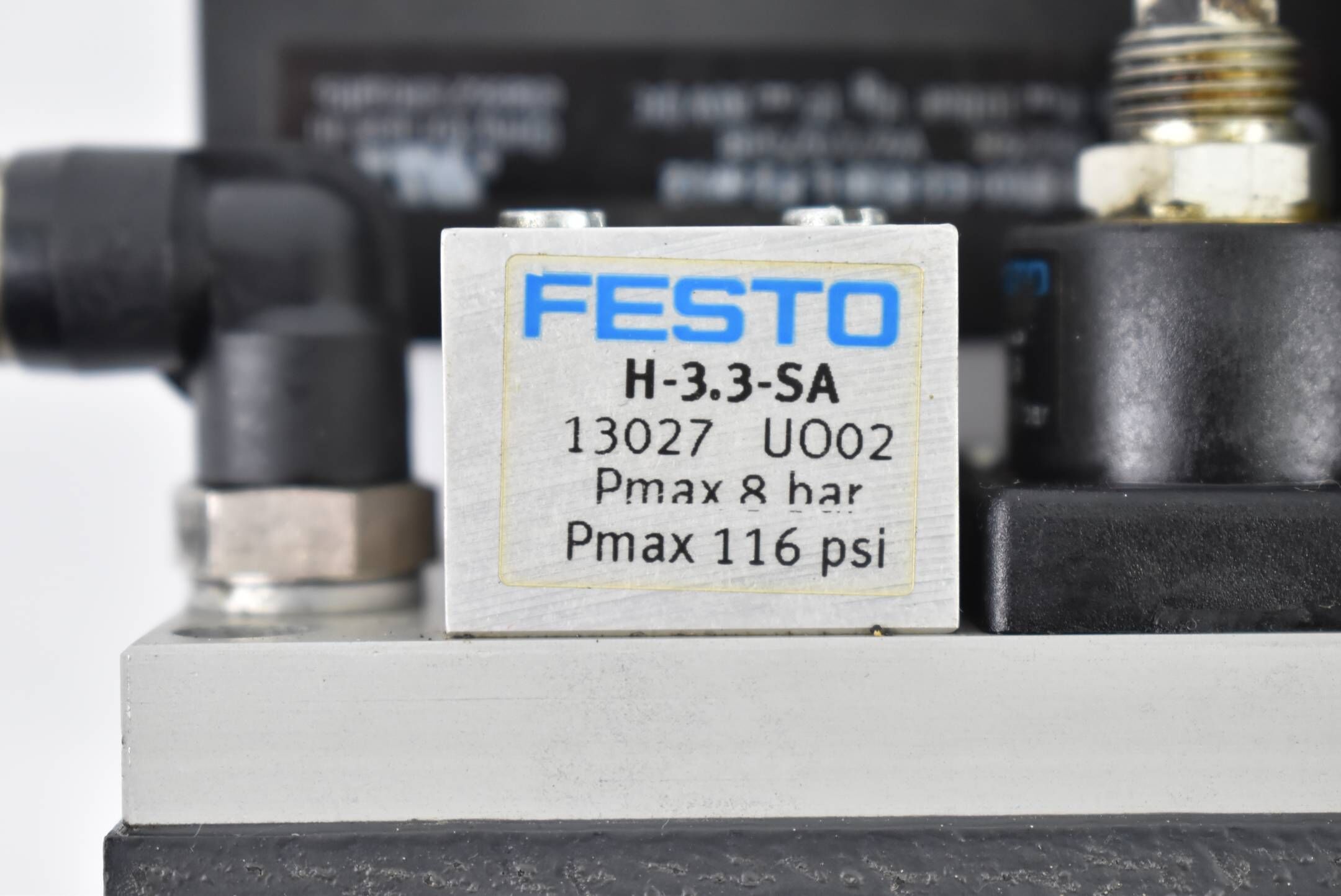 Festo 542494 + H-3,3-SA ( 13027 ) + Drucksensor 5DE1-D10-G2-R18-L-P2-M12